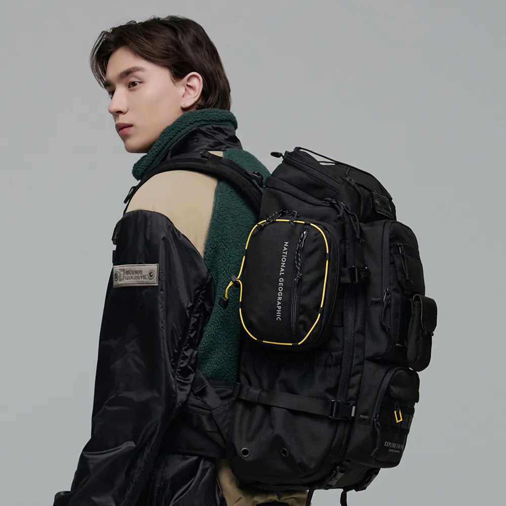 FIELD ENGINEERED BACKPACK BLACK