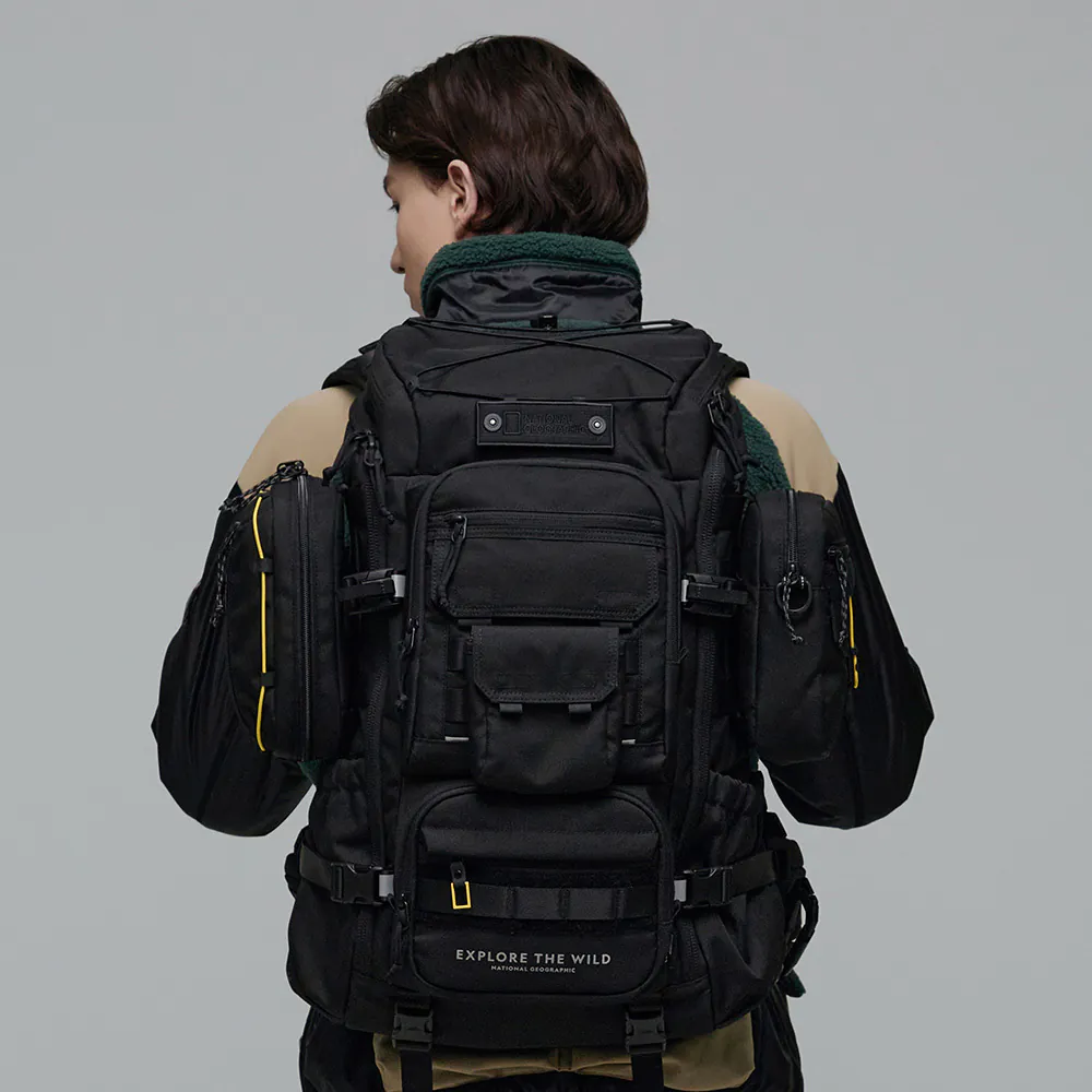 FIELD ENGINEERED BACKPACK BLACK