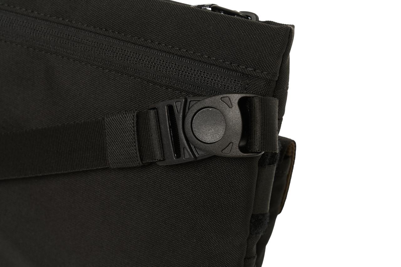 TECH CROSSBODY BAG BLACK