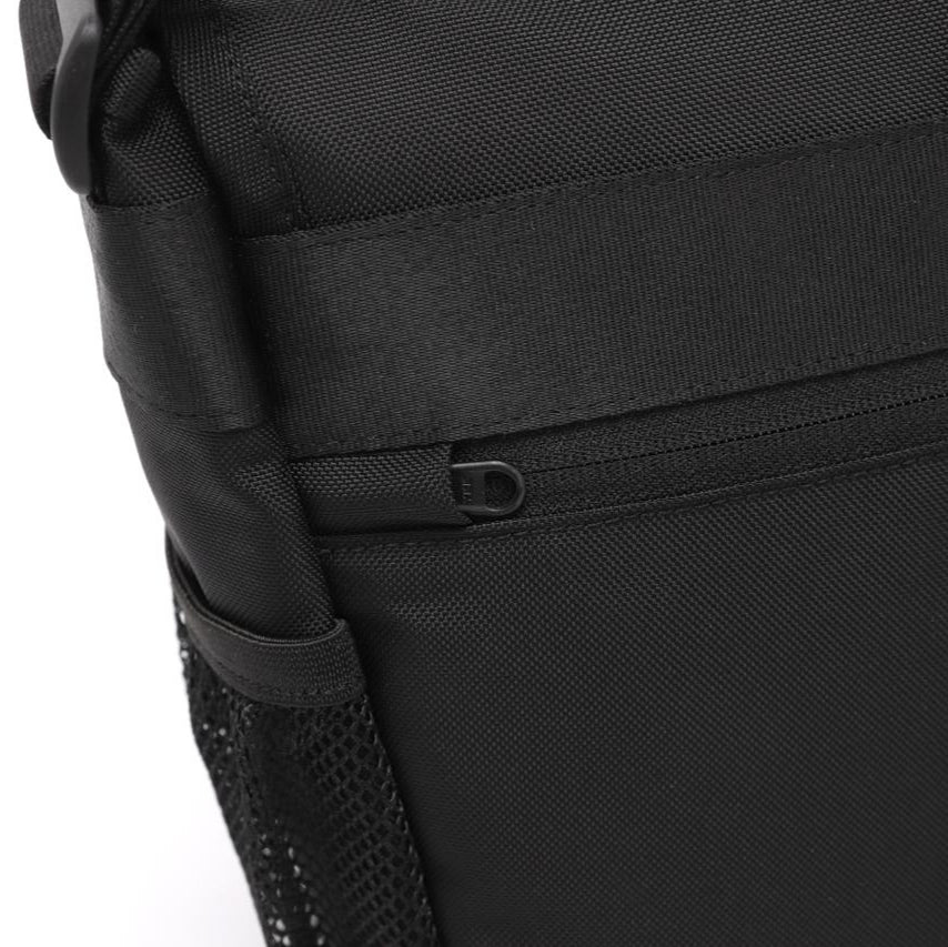 PACHI MESSENGER BAG 16" BLACK
