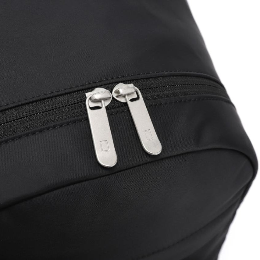 URBAN TRAVEL BACKPACK BLACK