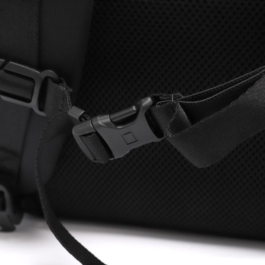 URBAN CITY BACKPACK BLACK