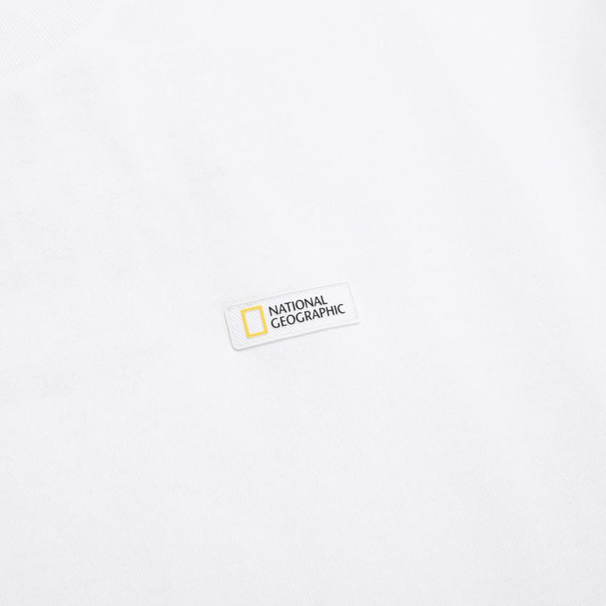 UNISEX TREASURE SIGNPOST SEMI-OVER FIT GRAPHIC H/TEE WHITE