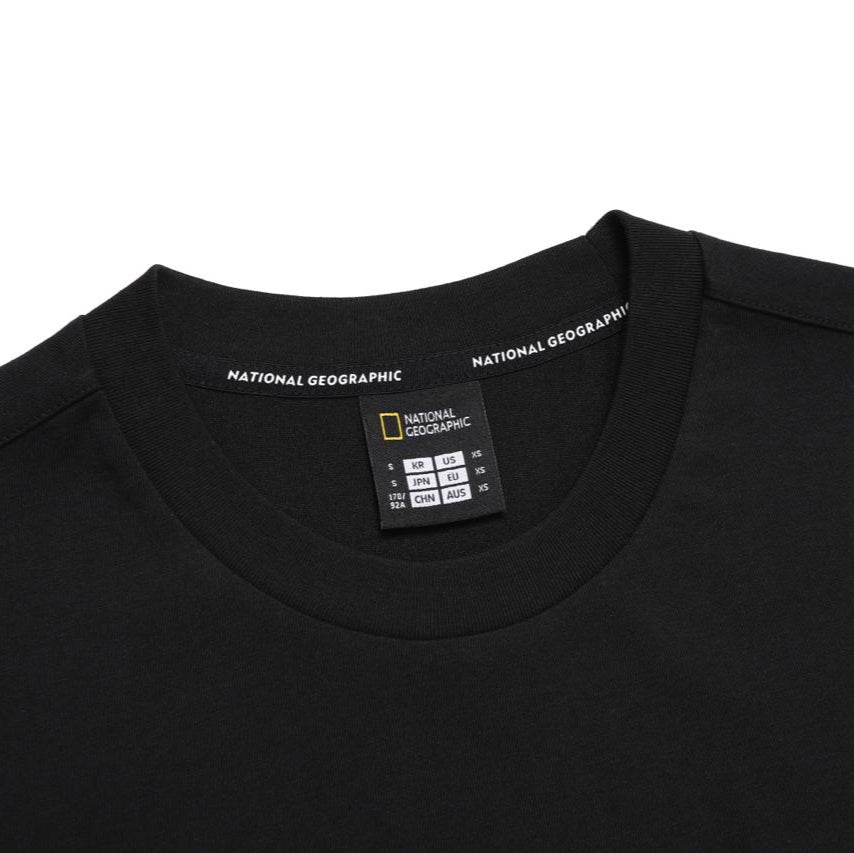 MANTELLA BACK BIG LOGO BASIC FIT SHORT SLEEVE T-SHIRT CARBON BLACK