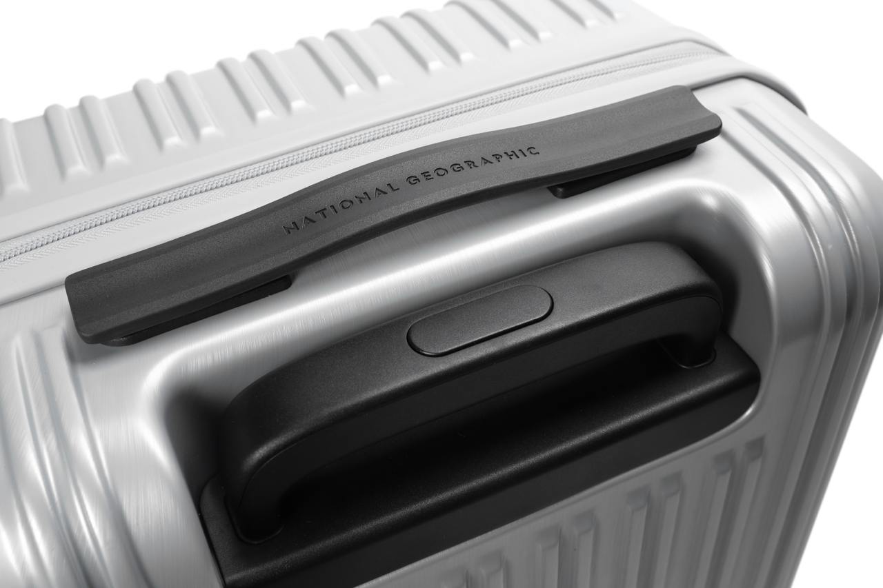 NATIONAL GEOGRAPHIC MATE CARRIER 20 INCH SILVER