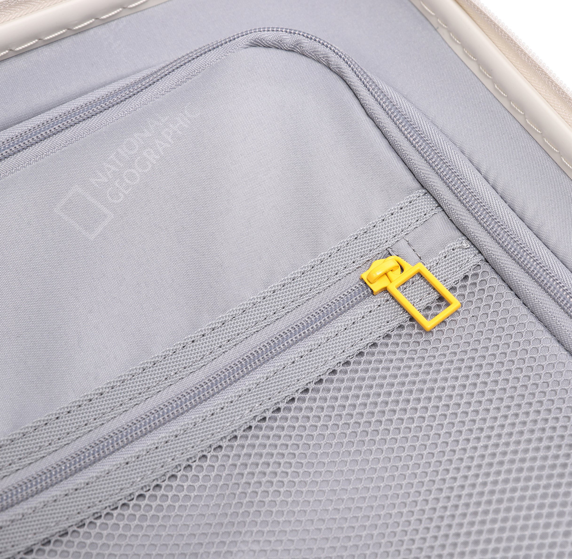 ARCH LUGGAGE 20 IVORY