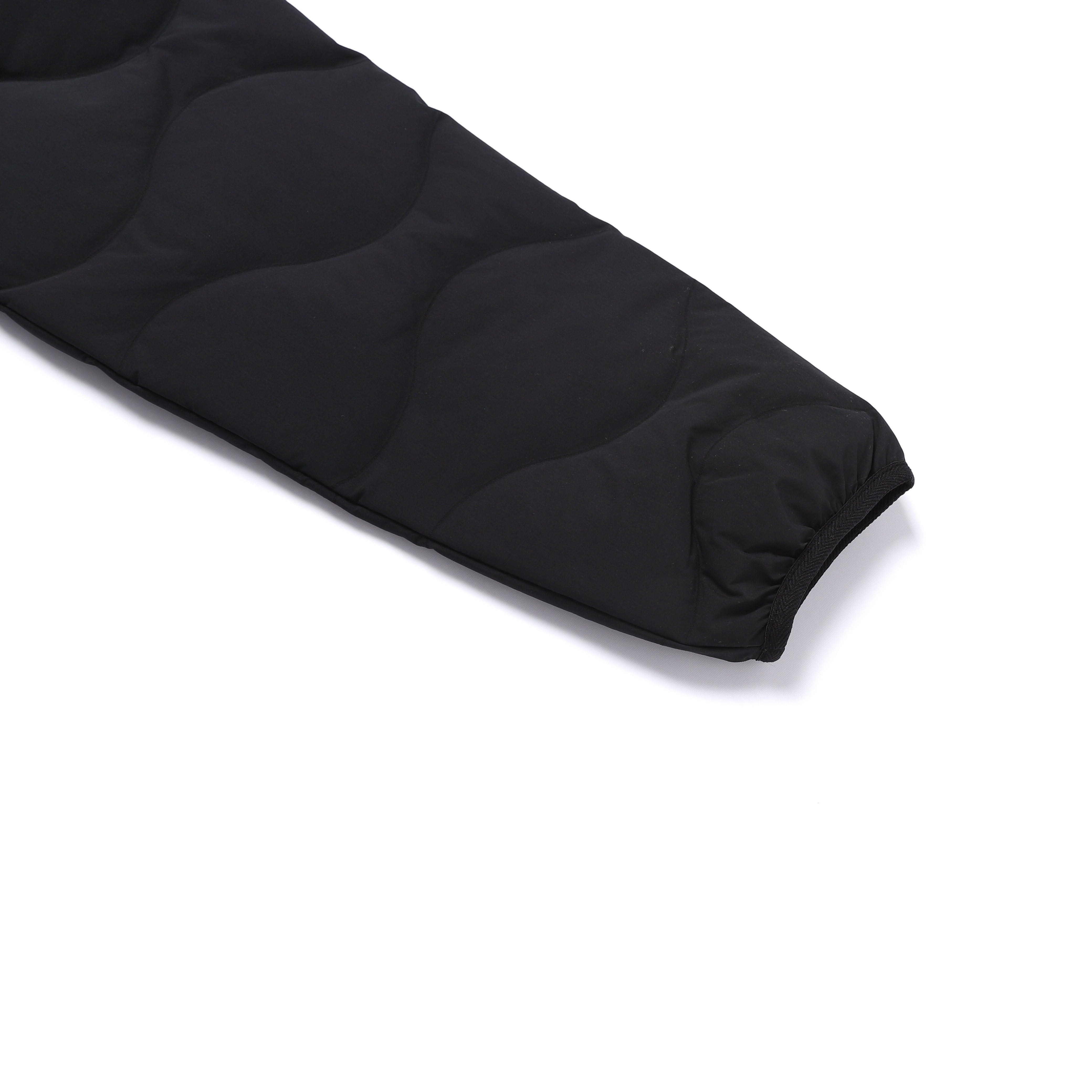 PO'O-ULI HOODIE TUBE DUCK DOWN JUMPER BLACK