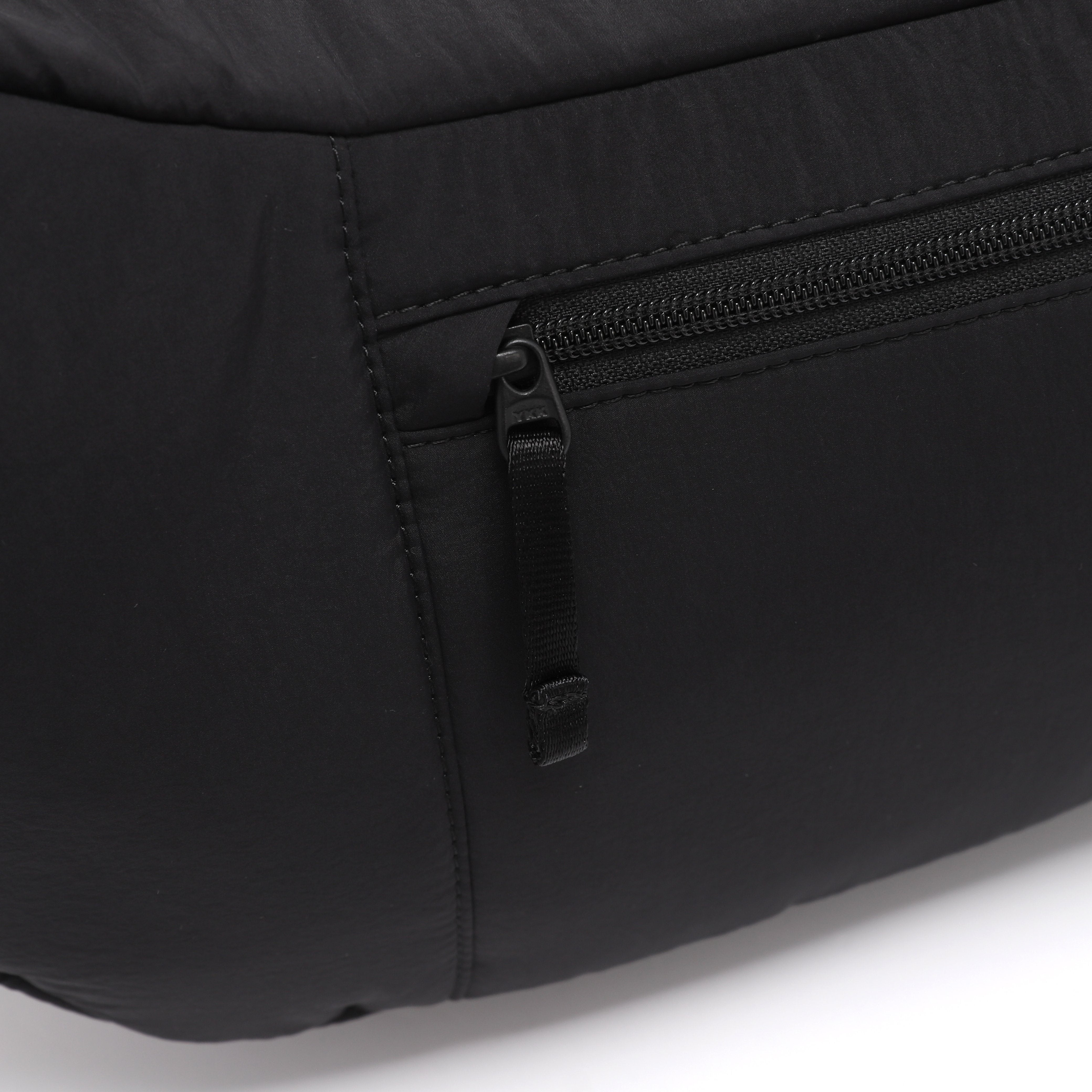 PADDED SLING CROSS BAG L BLACK