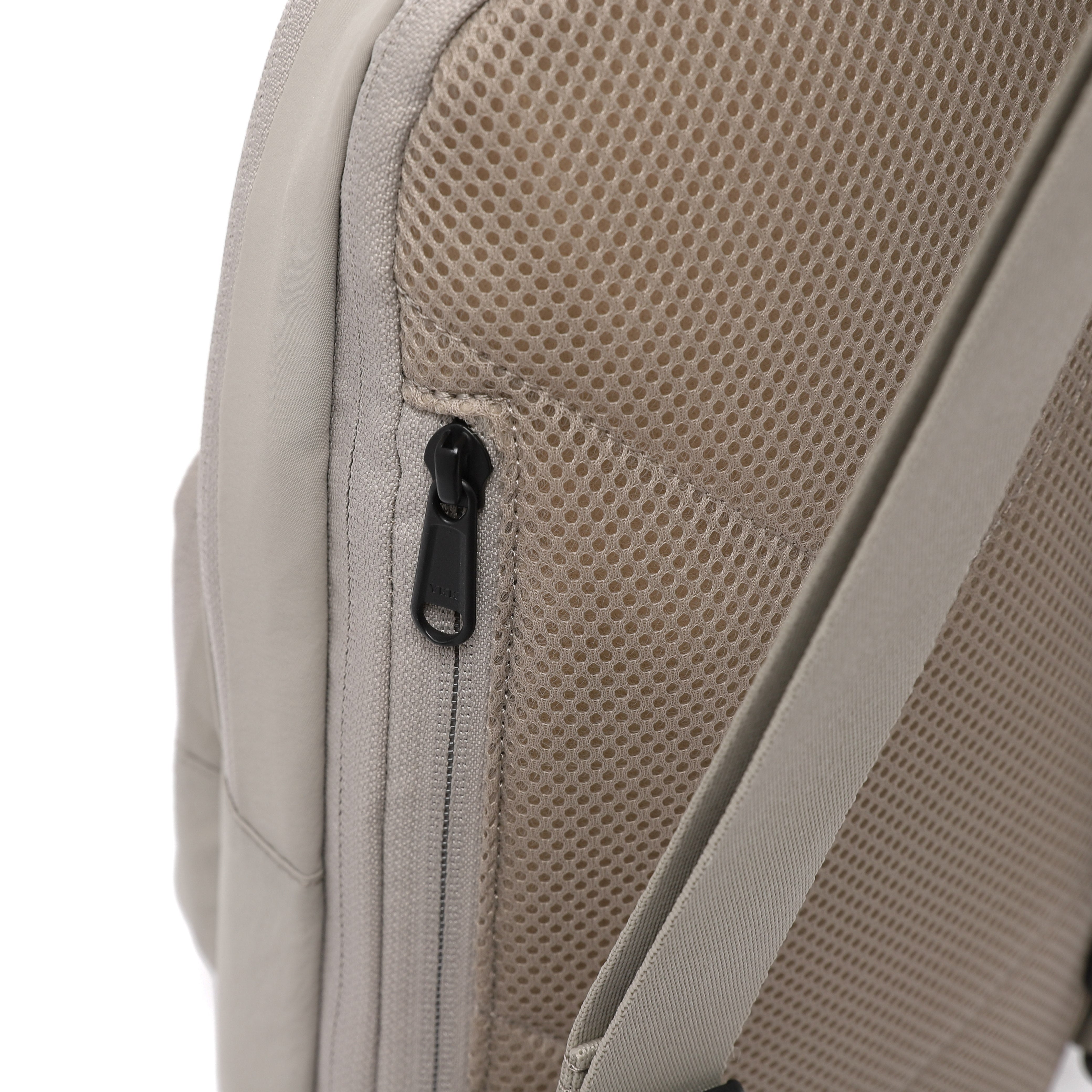 DAILY SLINGBAG BEIGE
