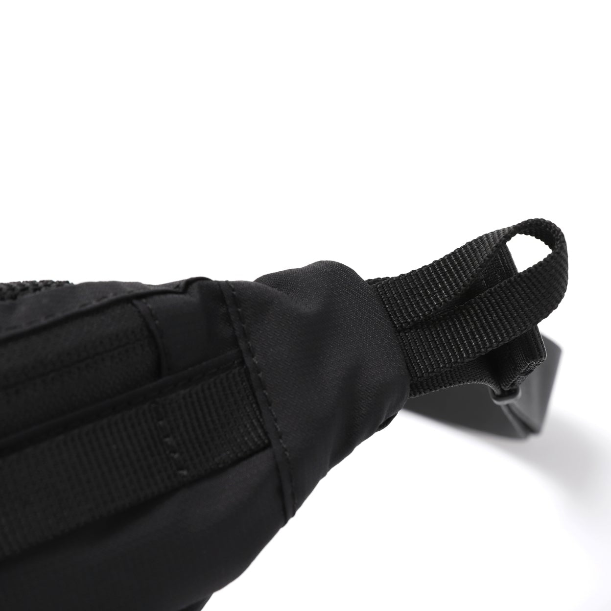 NATURE MINI HIP SACK BLACK