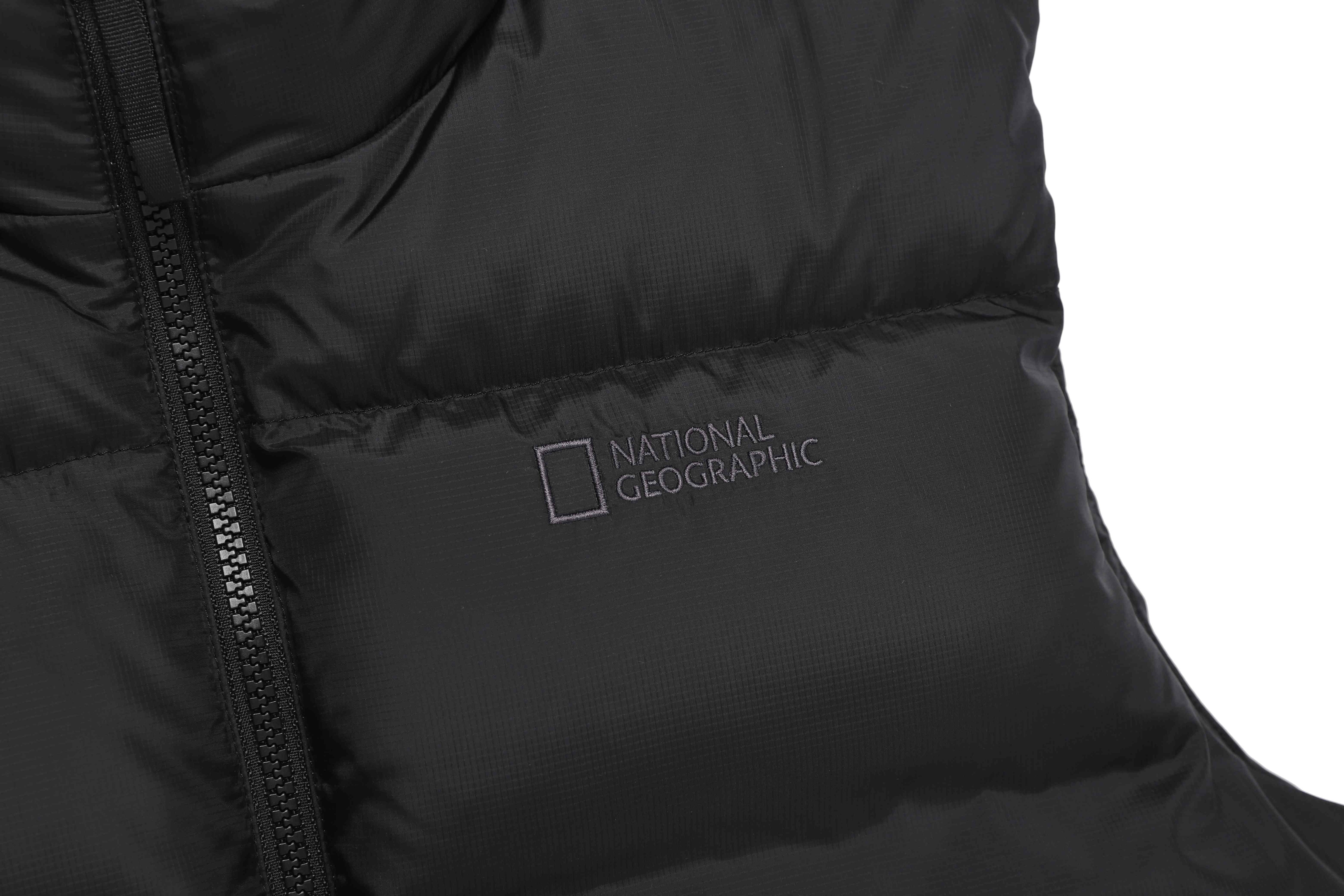 EIRA HIGH-NECK GOOSE DOWN VEST HITAM