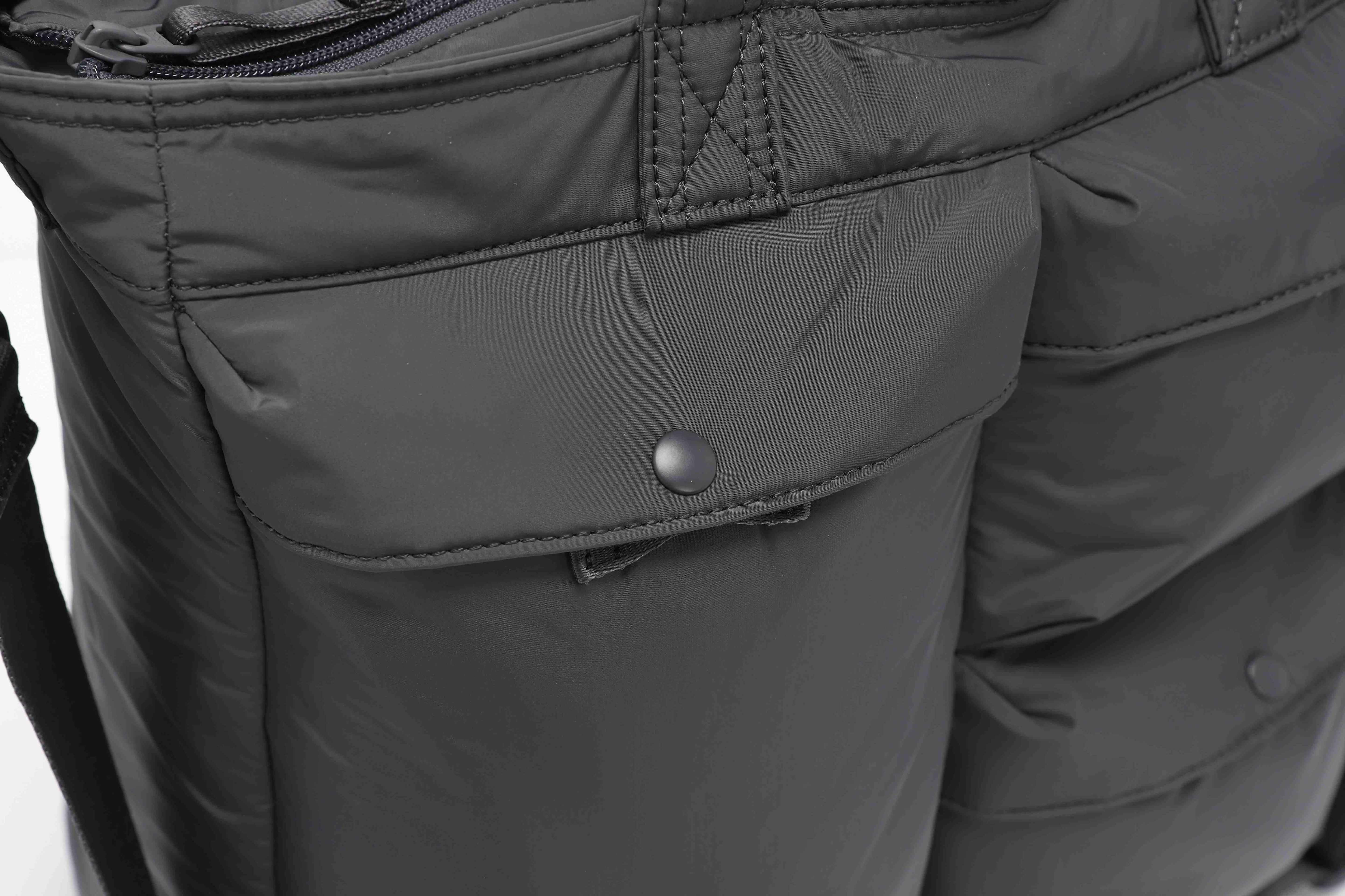 PADDED HELMET BAG D/GREY