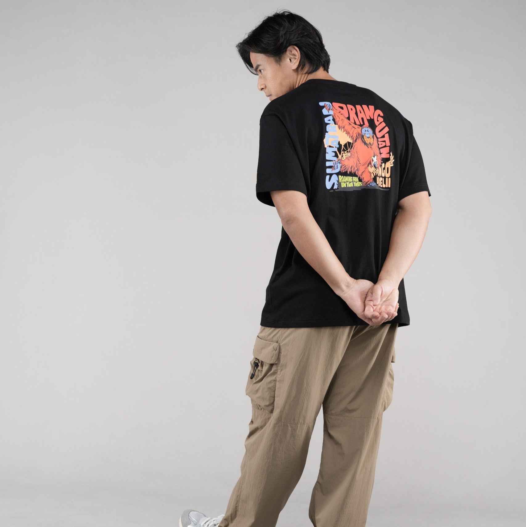 INDONESIA ORANGUTAN SHORT SLEEVE T-SHIRT (SEMI OVER FIT) BLACK