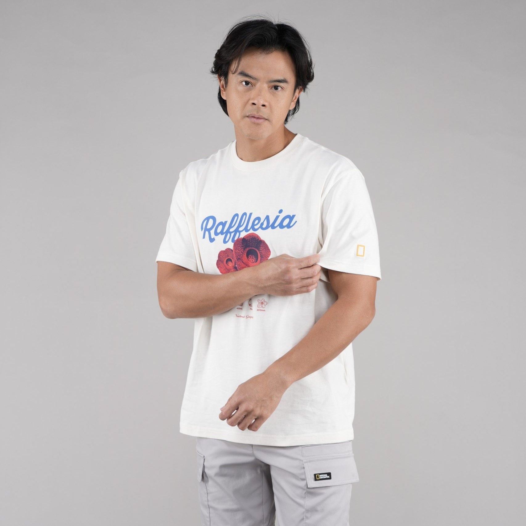 INDONESIA FLOWER SHORT SLEEVE T-SHIRT (BASIC FIT) IVORY