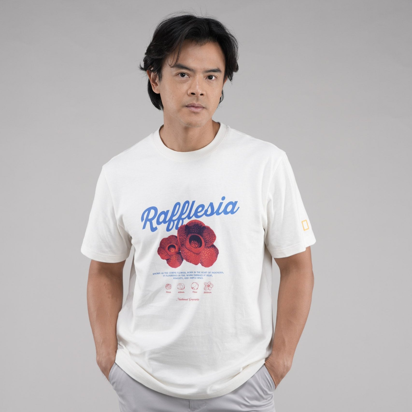 INDONESIA FLOWER SHORT SLEEVE T-SHIRT (BASIC FIT) IVORY