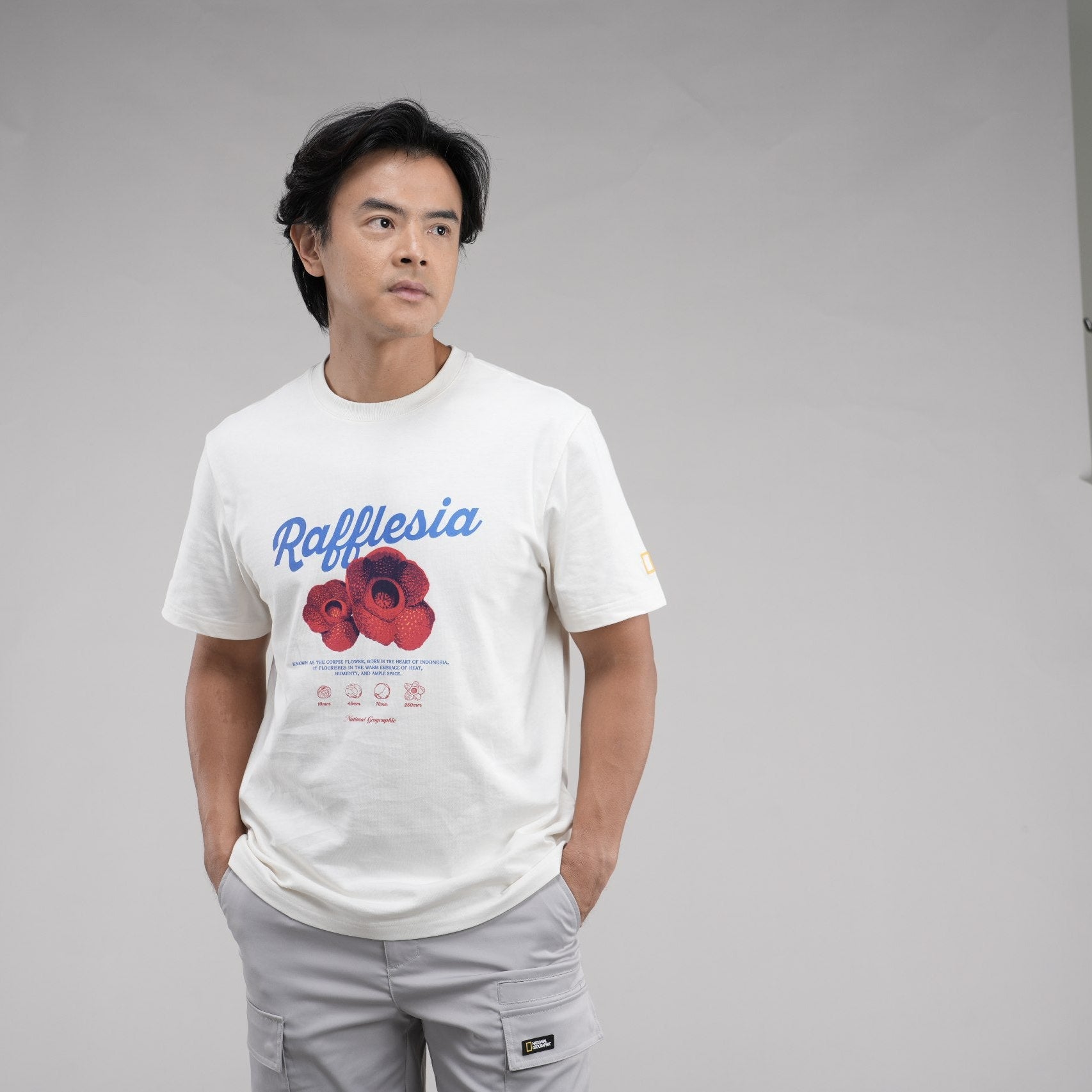 INDONESIA FLOWER SHORT SLEEVE T-SHIRT (BASIC FIT) IVORY