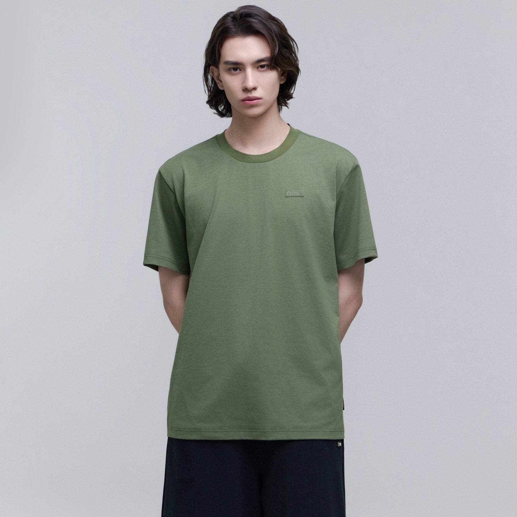 TORQUATUS SMALL LOGO GRAPHIC SHORT SLEEVE T-SHIRT OLIVE