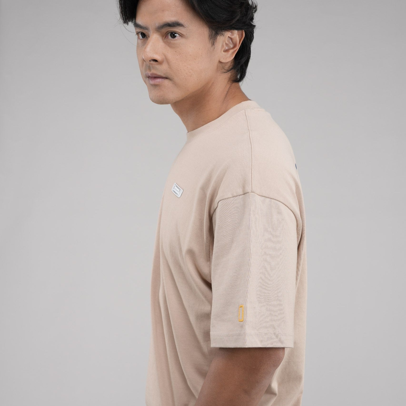 INDONESIA DRAGON SHORT SLEEVE T-SHIRT (SEMI OVER FIT) BEIGE