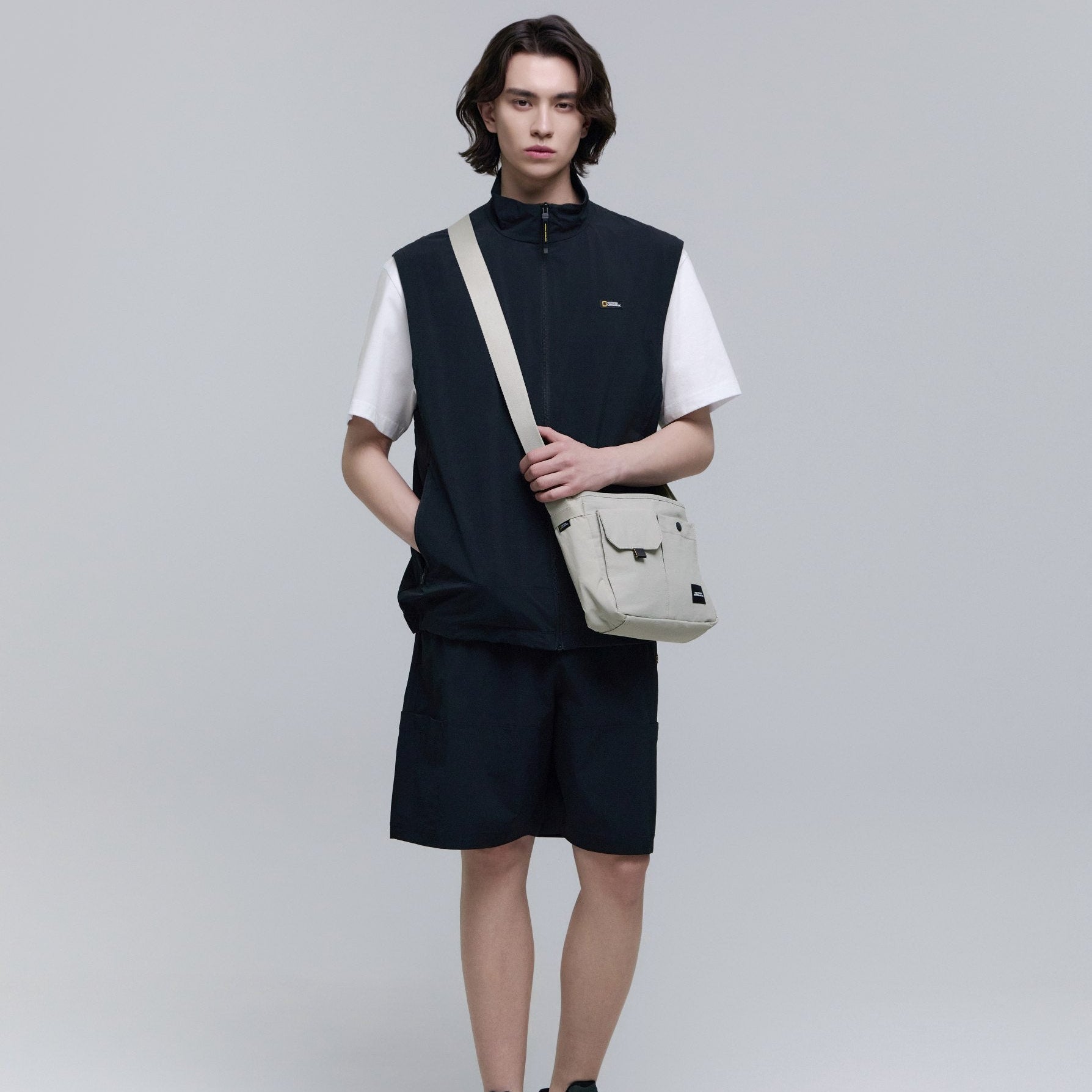 ADELIE LIGHT WOVEN STRETCH BOARD SHORTS CARBON BLACK