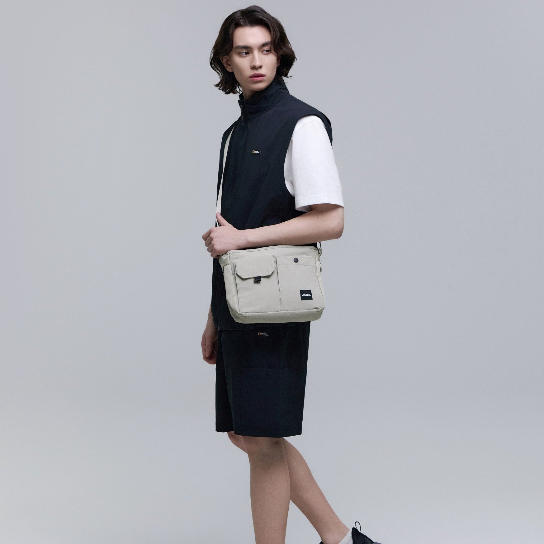 ADELIE LIGHT WOVEN STRETCH BOARD SHORTS CARBON BLACK