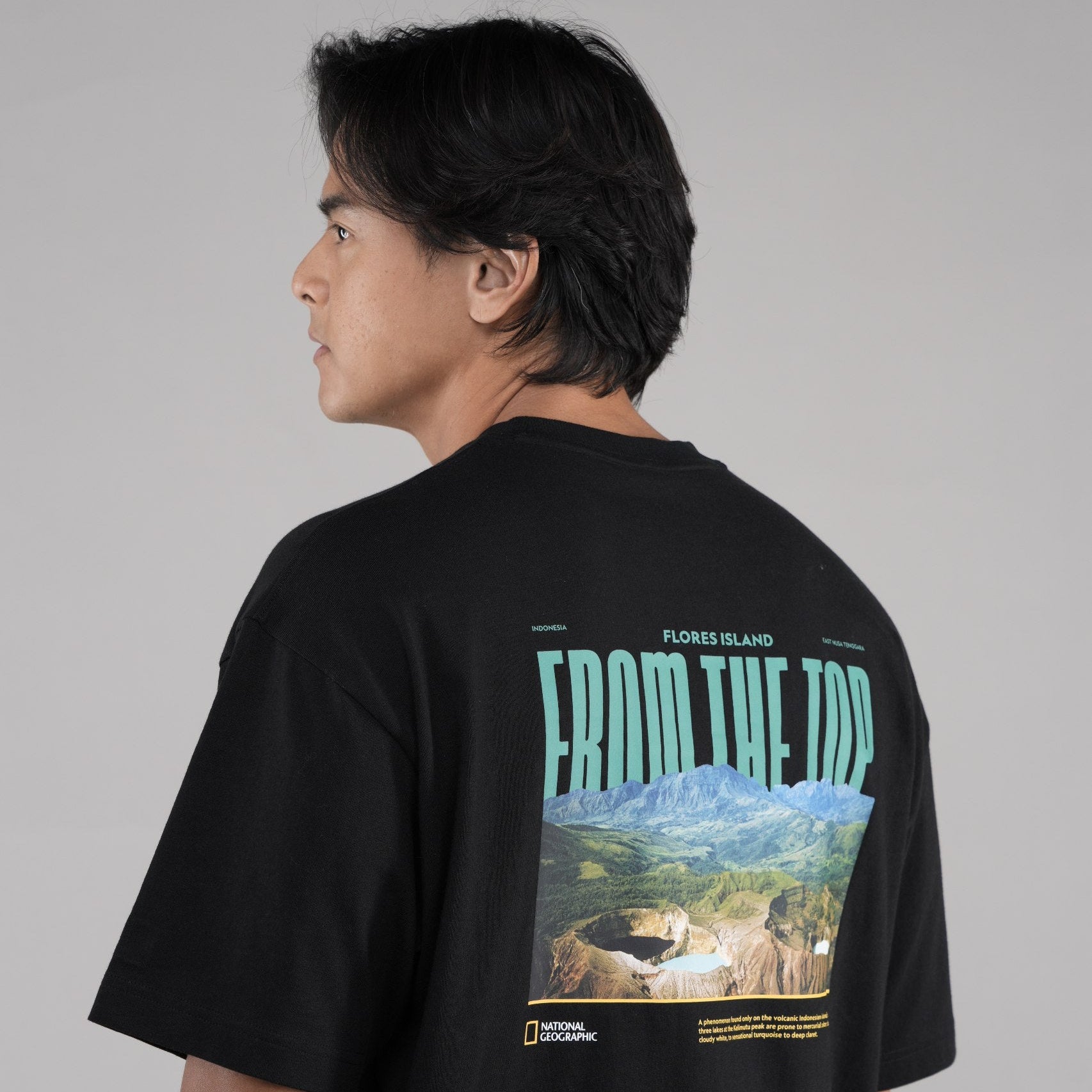 INDONESIA ISLAND SHORT SLEEVE T-SHIRT (SEMI OVER FIT) BLACK