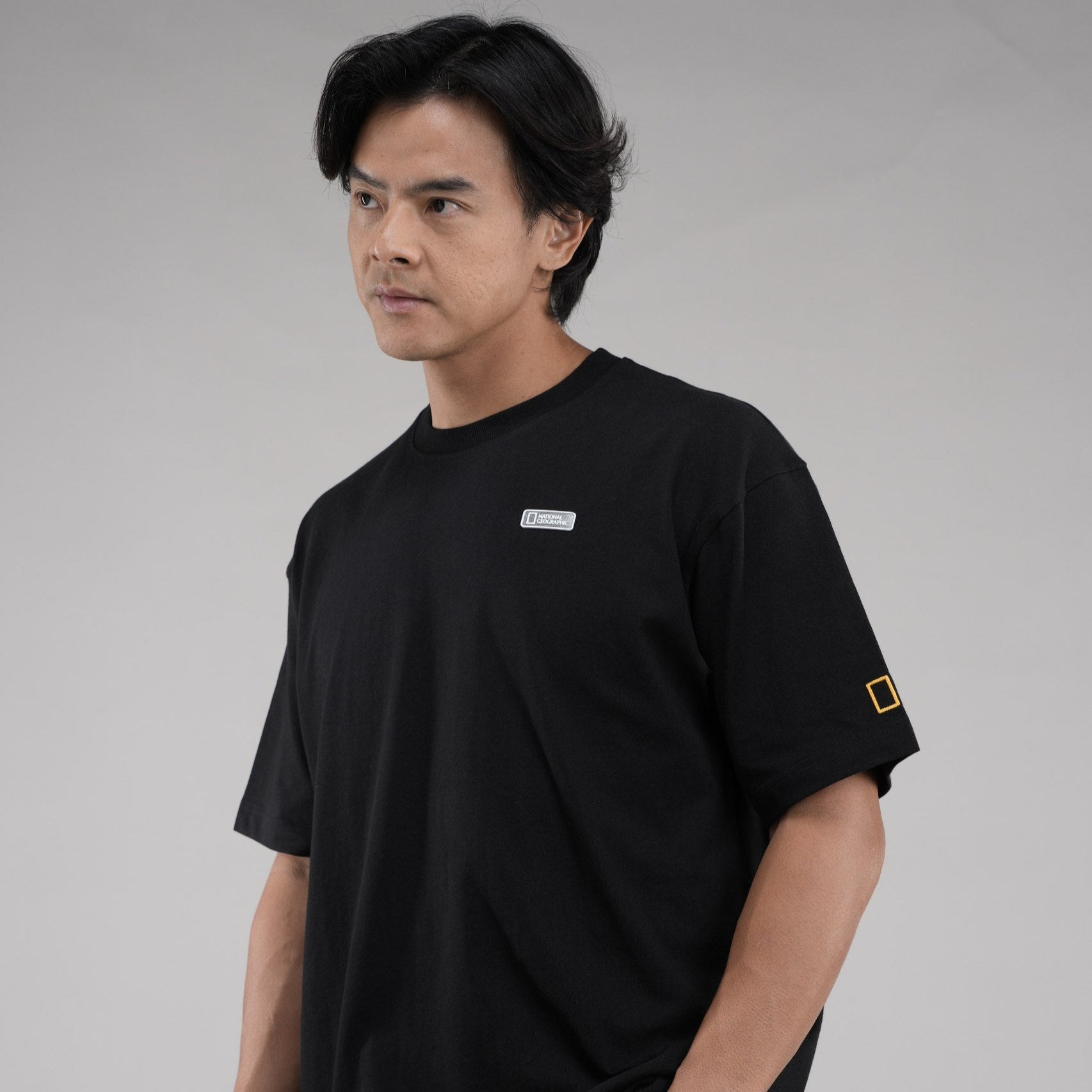 INDONESIA ISLAND SHORT SLEEVE T-SHIRT (SEMI OVER FIT) BLACK
