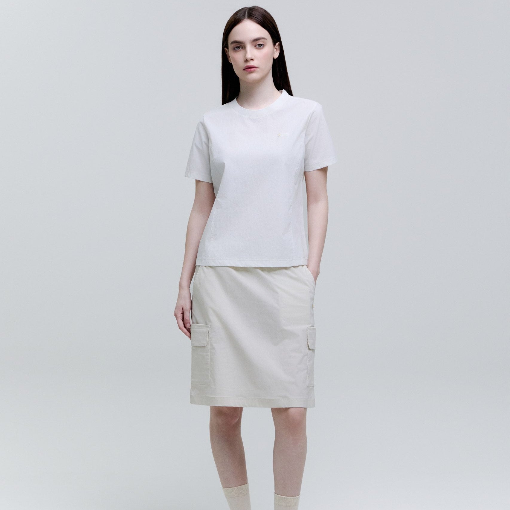 WOMEN ADELIE LIGHT WOVEN STRETCH ROUND NECK SHORT SLEEVE T-SHIRT BIRCH