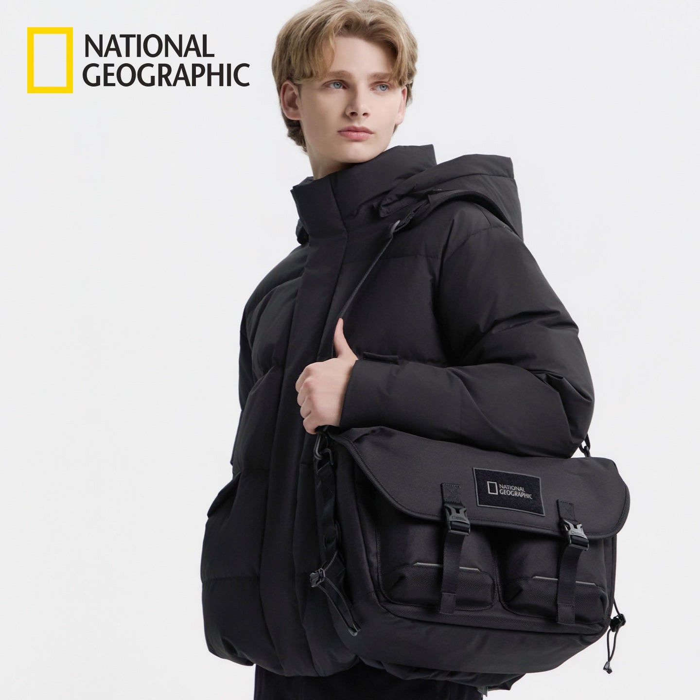 Signature Cross Bag Black: Style, Quality, and Functionality Combined