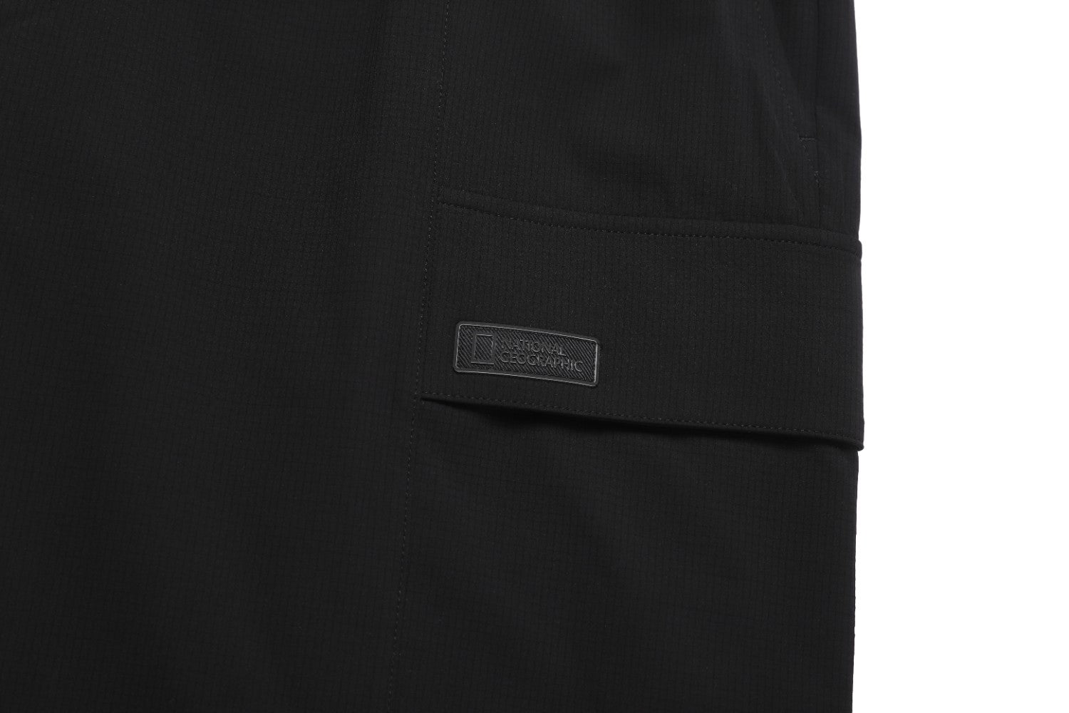 AIRFLOW CARGO 4-INCH SHORTS BLACK
