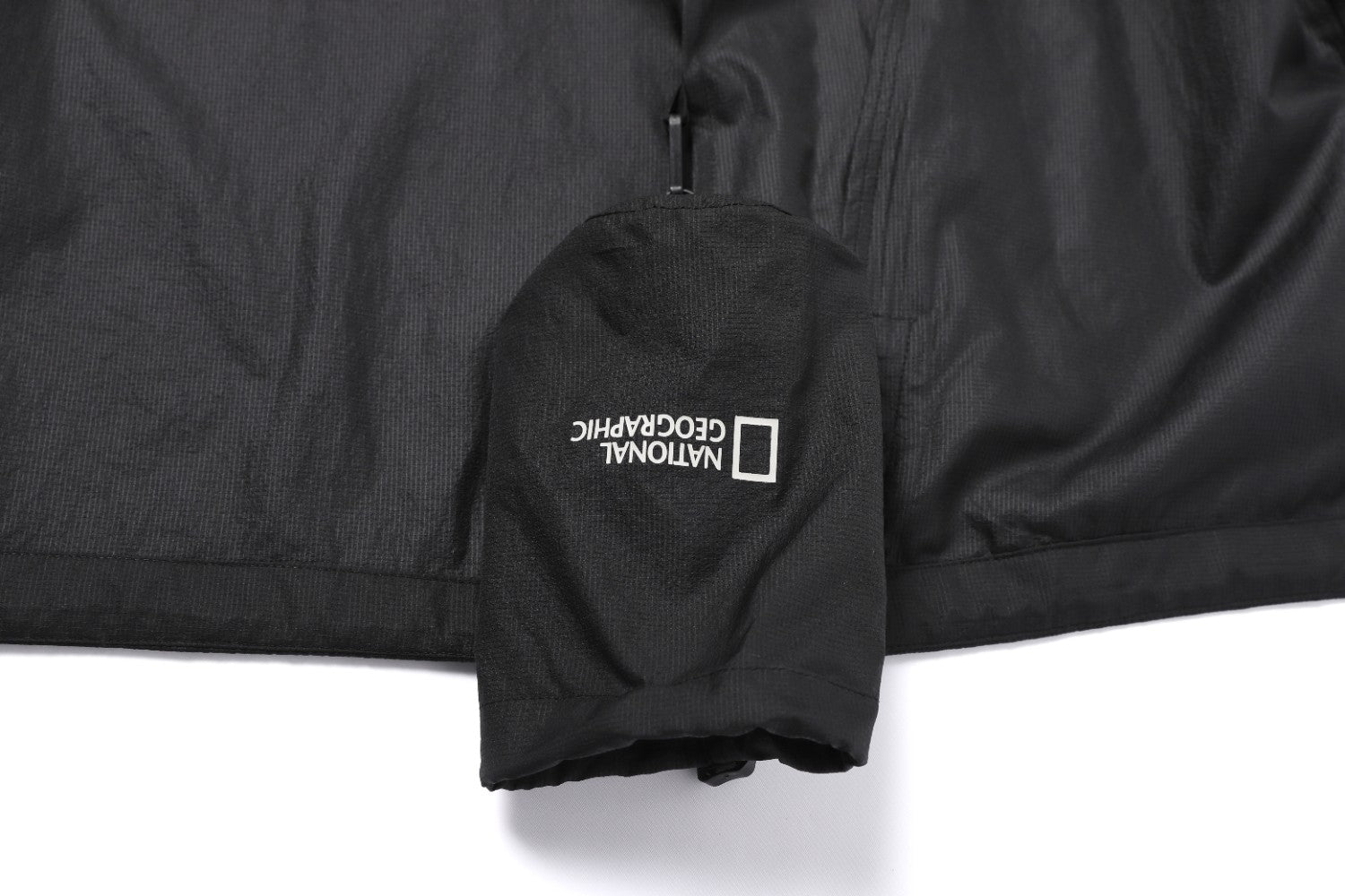 LIGHT PACK HOODED FULL ZIP UP WINDBREAKER BLACK