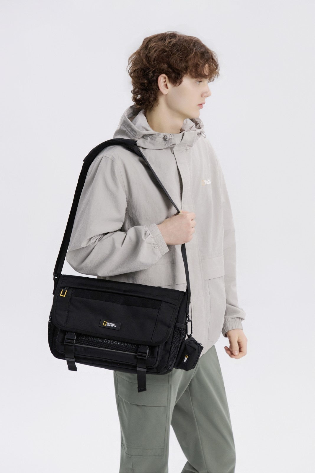 DAZE MESSENGER BAG 13" BLACK
