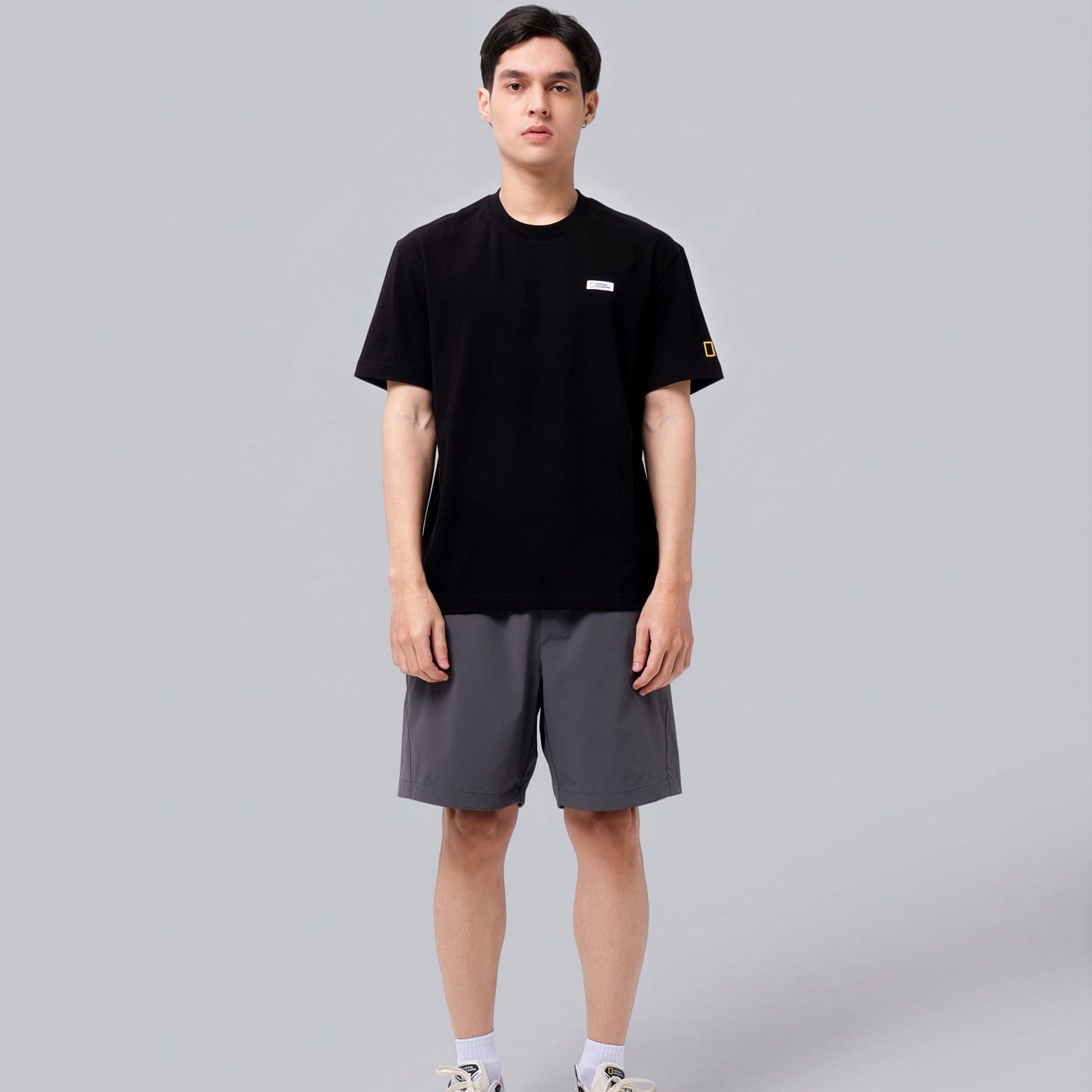 INDONESIA NIAS JUMP T-SHIRT (SEMI OVER FIT) BLACK
