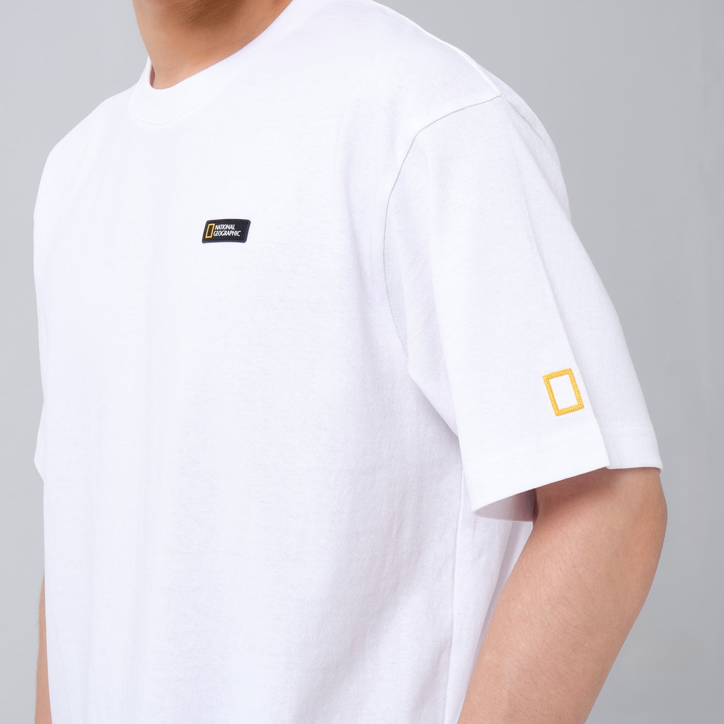 INDONESIA PASOLA T-SHIRT (SEMI OVER FIT) WHITE