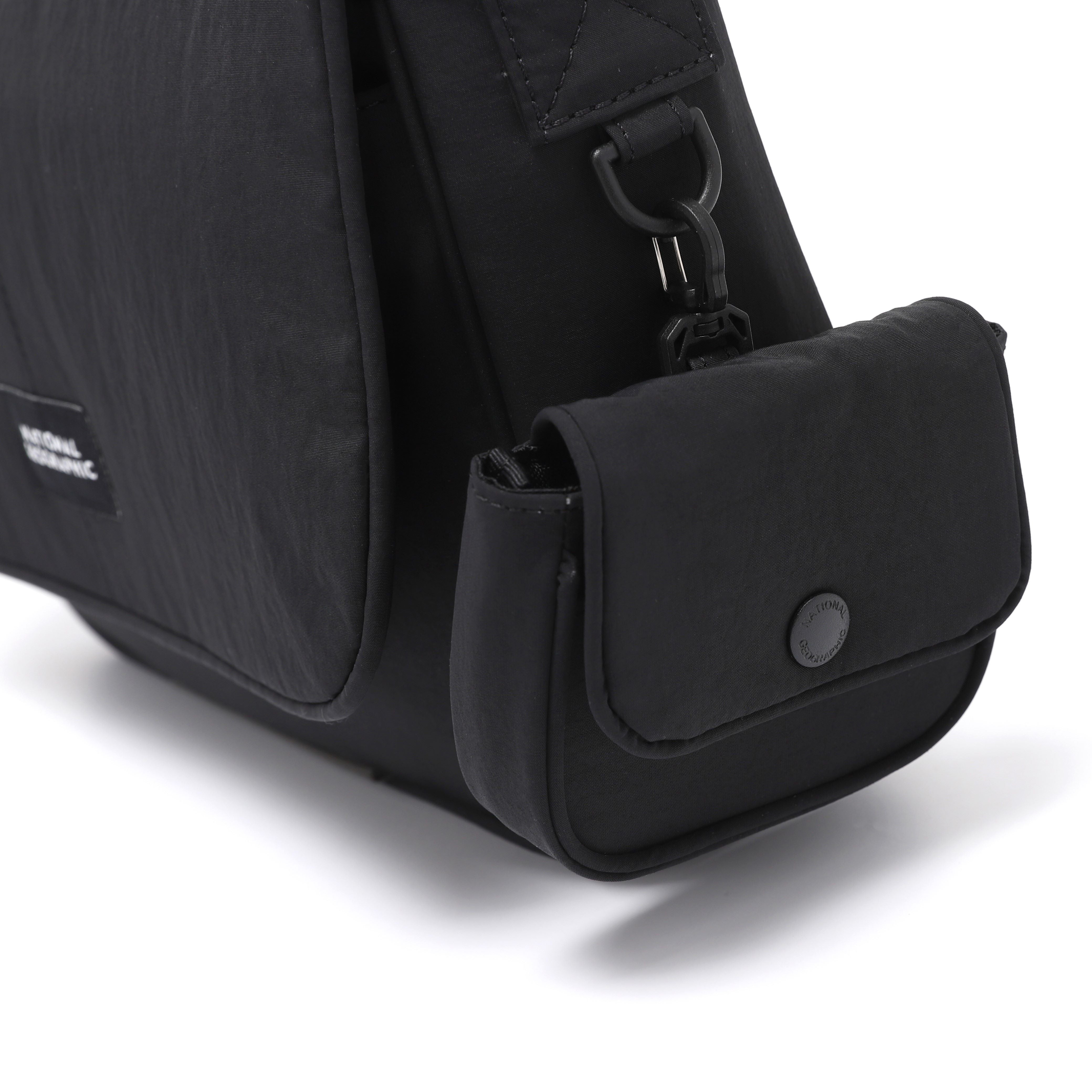 LIGHT CROSSBAG BLACK