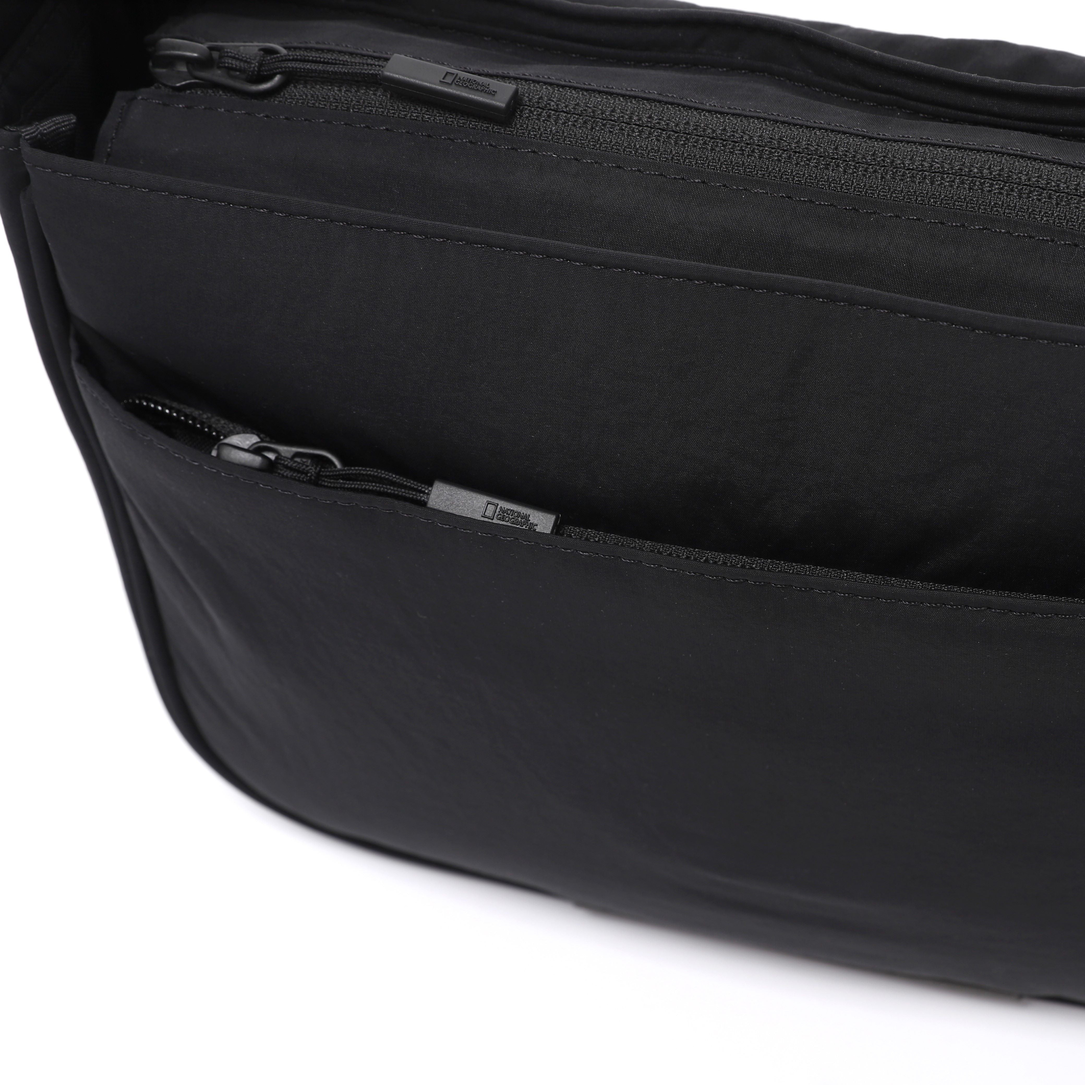 LIGHT CROSSBAG BLACK