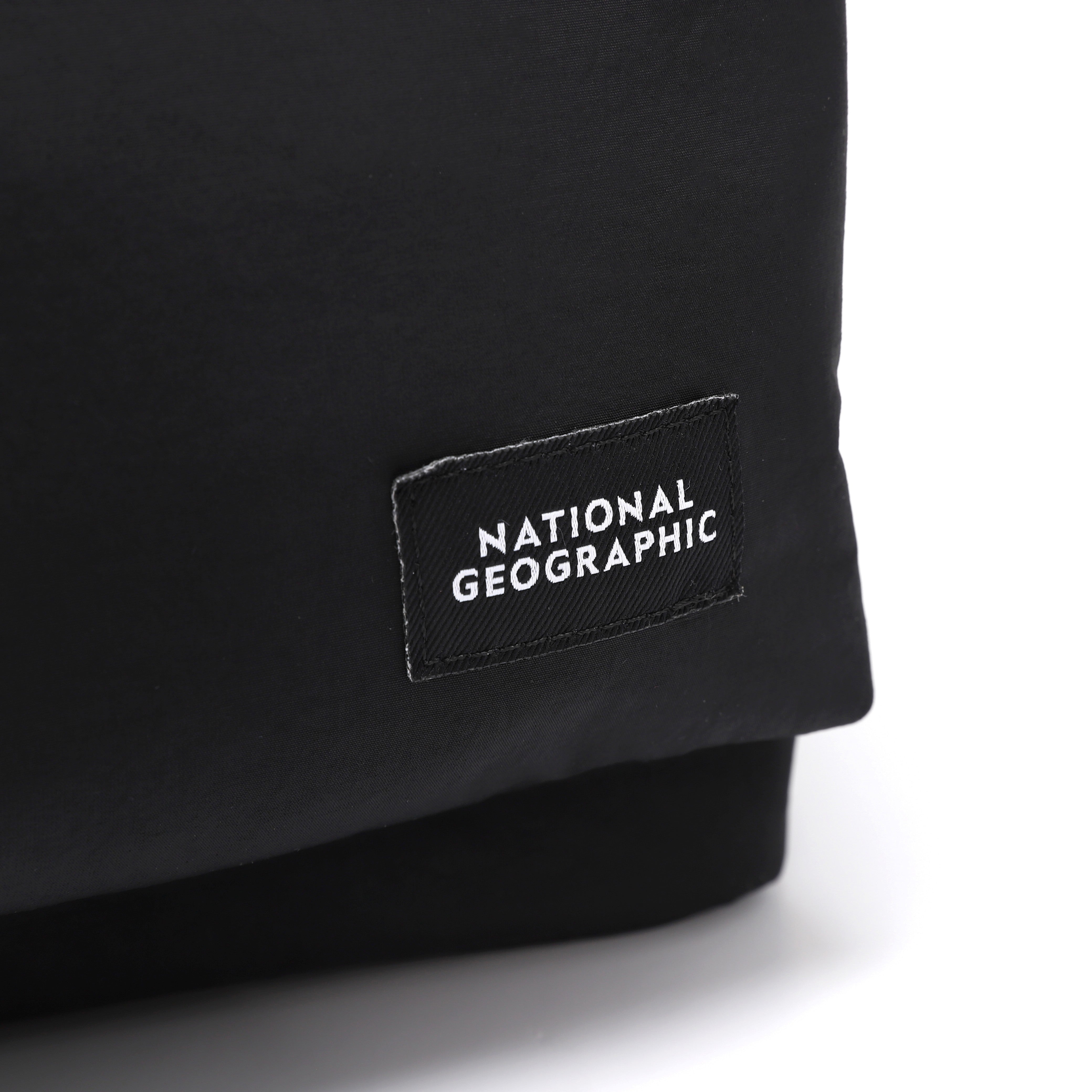 LIGHT WIDE TOTE BAG BLACK