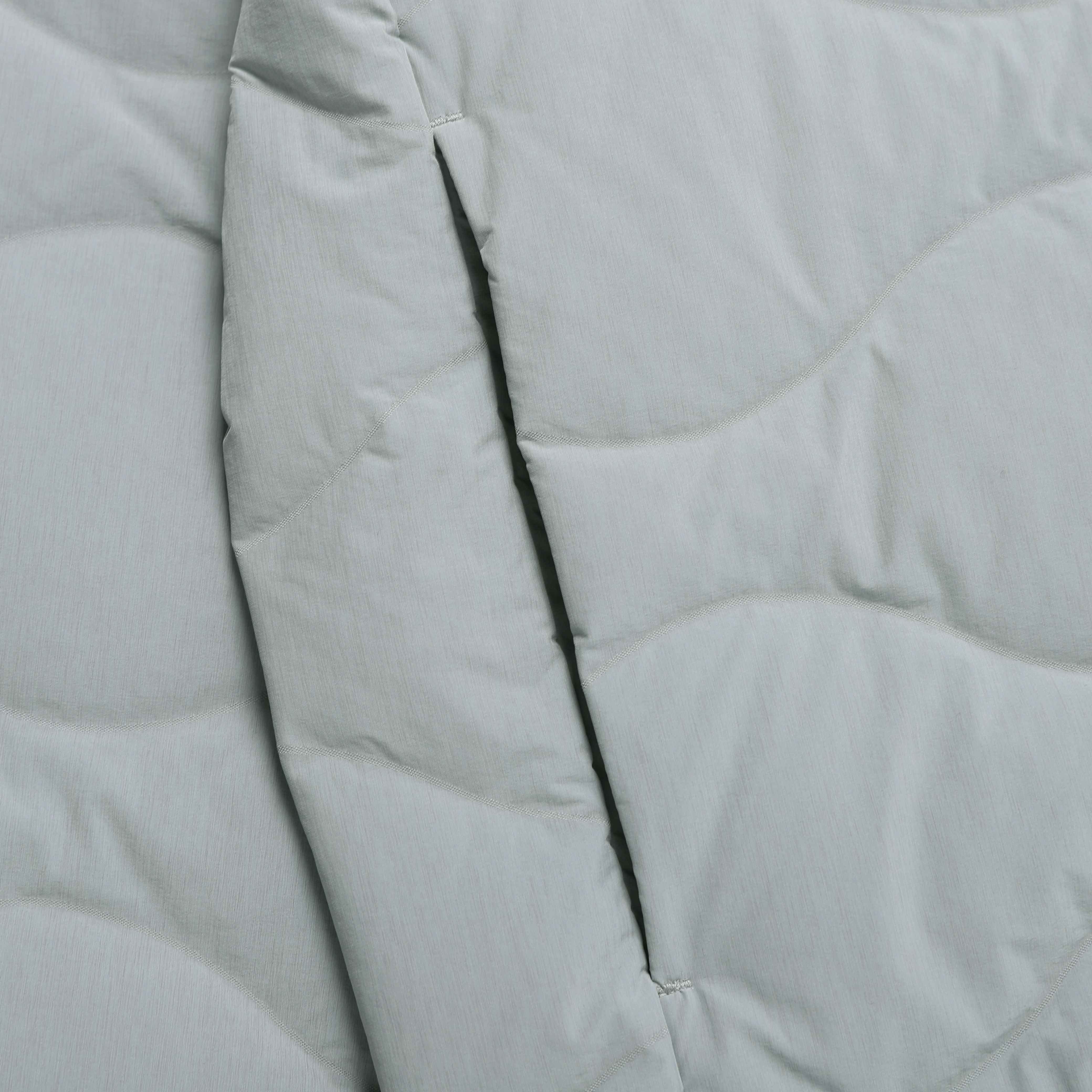 PO'O-ULI STANDNECK TUBE DUCK DOWN JUMPER STONE GREY