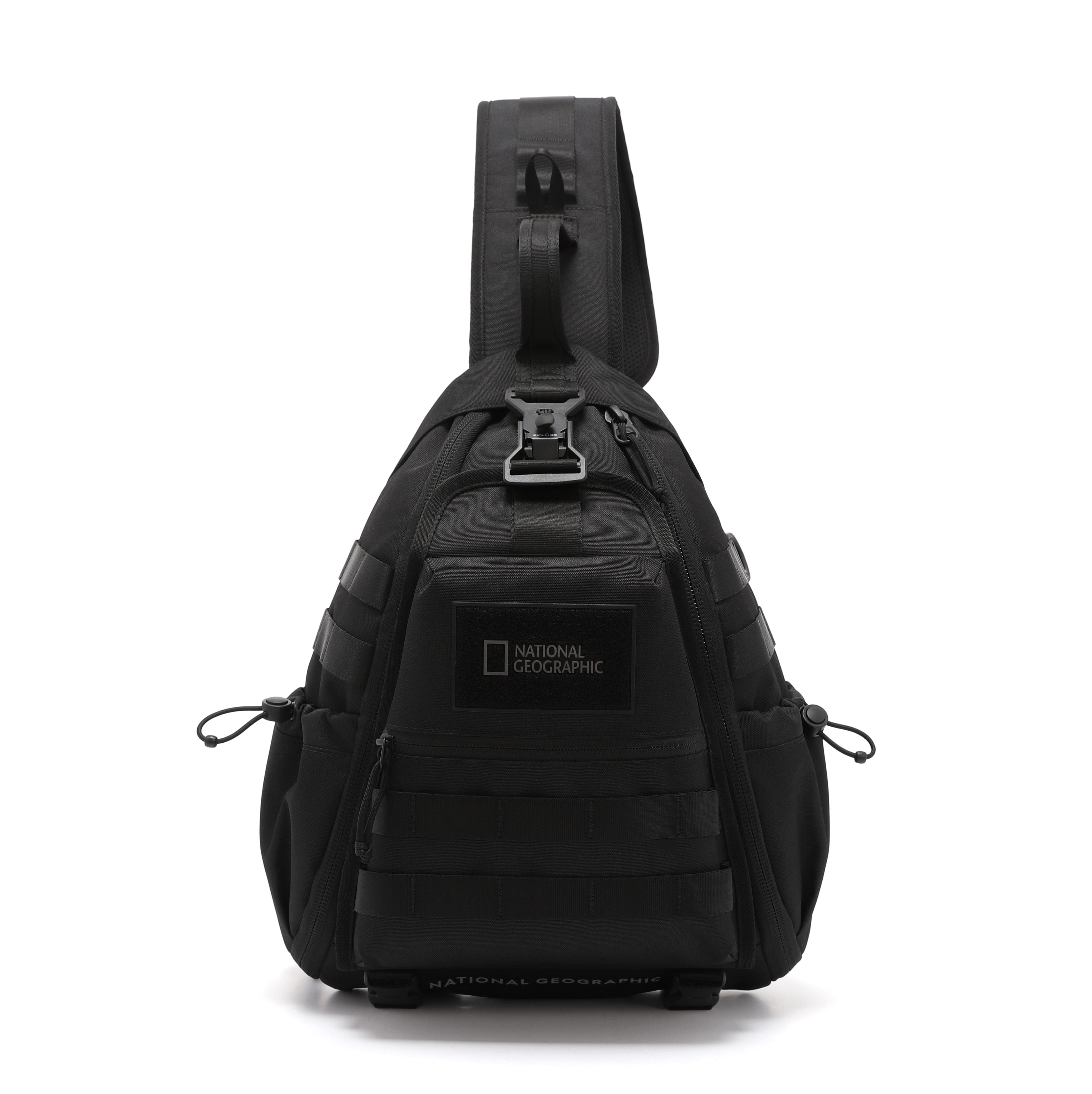 NATURE FIELD SLINGBAG BLACK