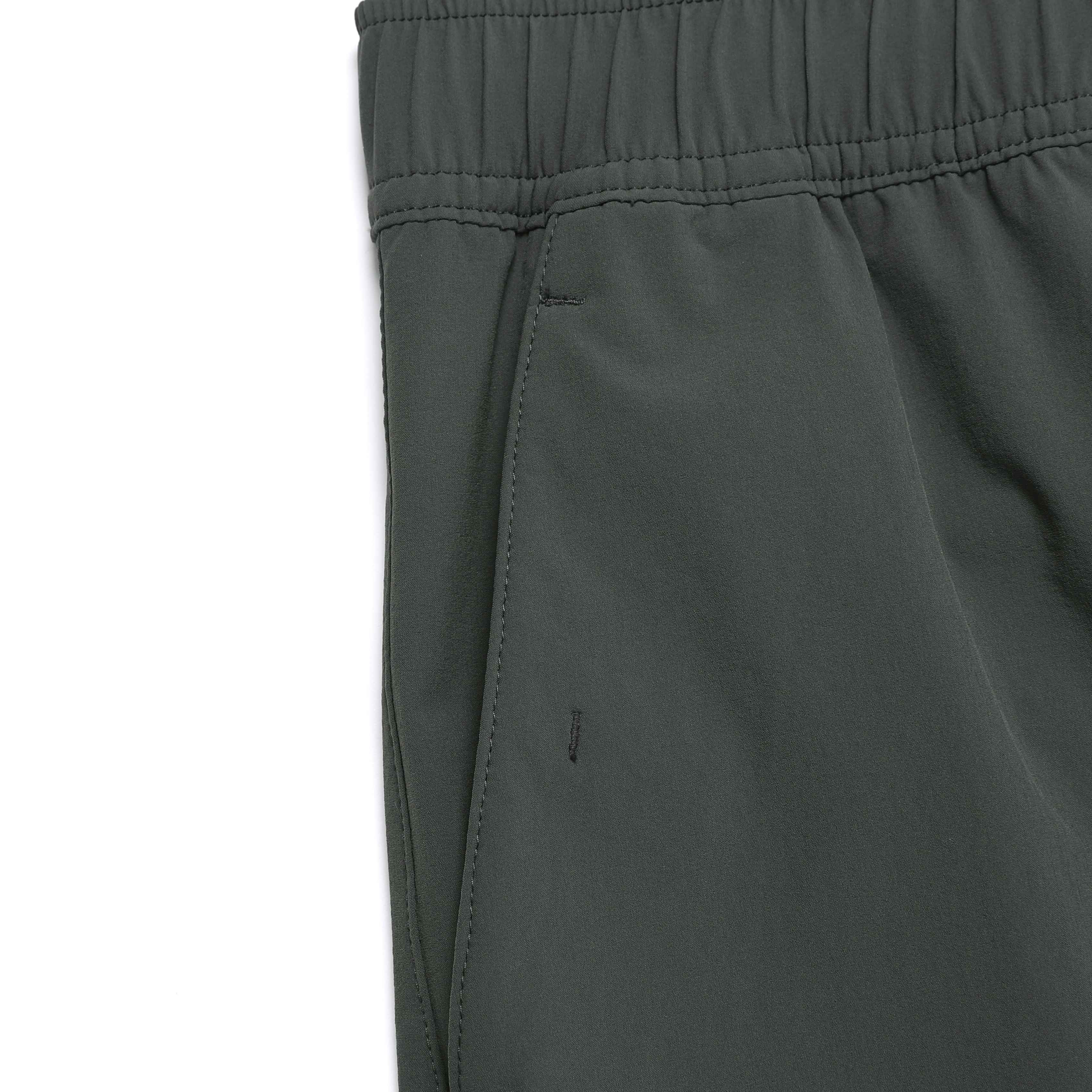 BEID LIGHTWEIGHT MID SHORTS IRON GREY