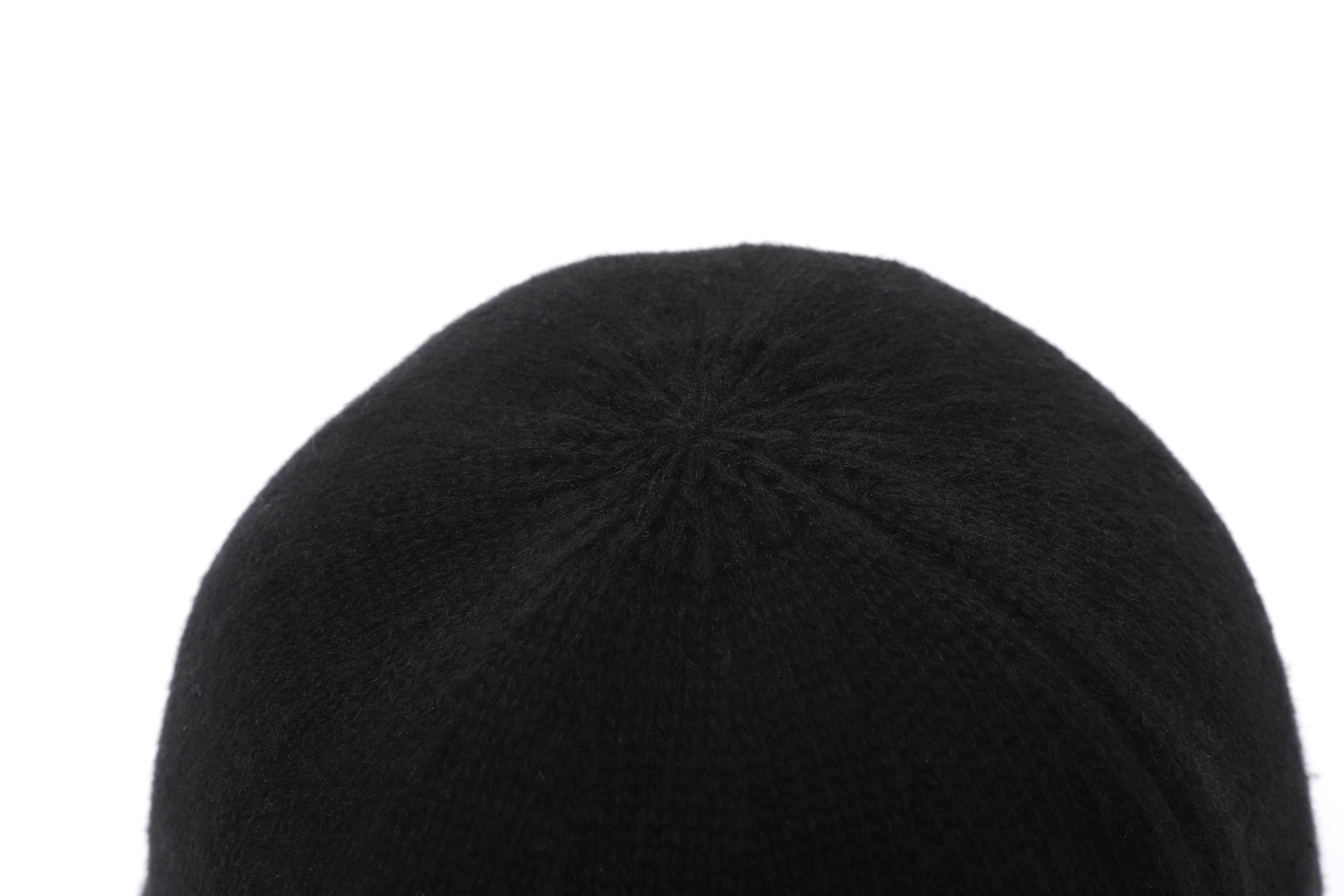 KNIT HAT BLACK