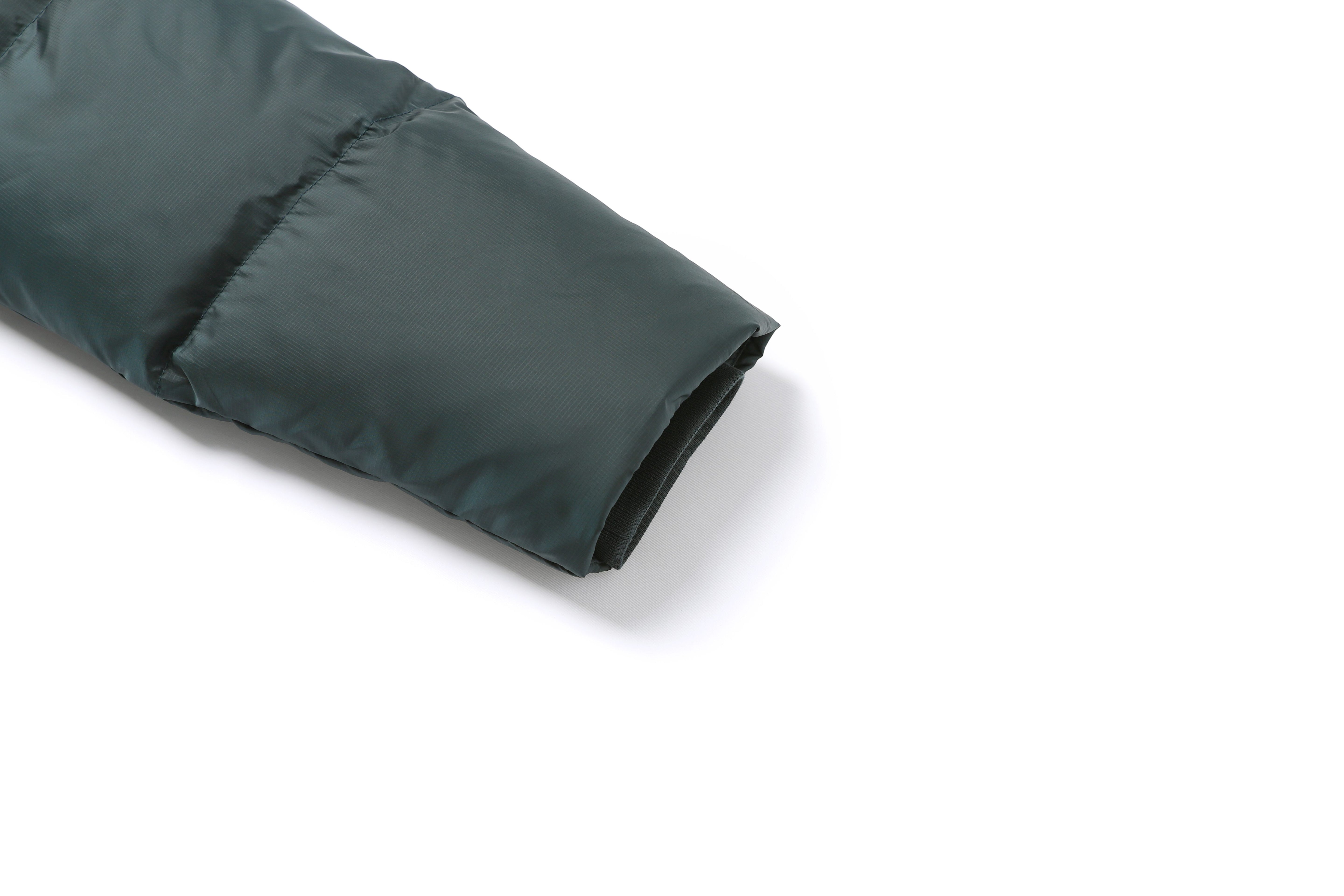 EIRA SHORT LENGTH HIGH NECK GOOSE DOWN JUMPER D/GREEN