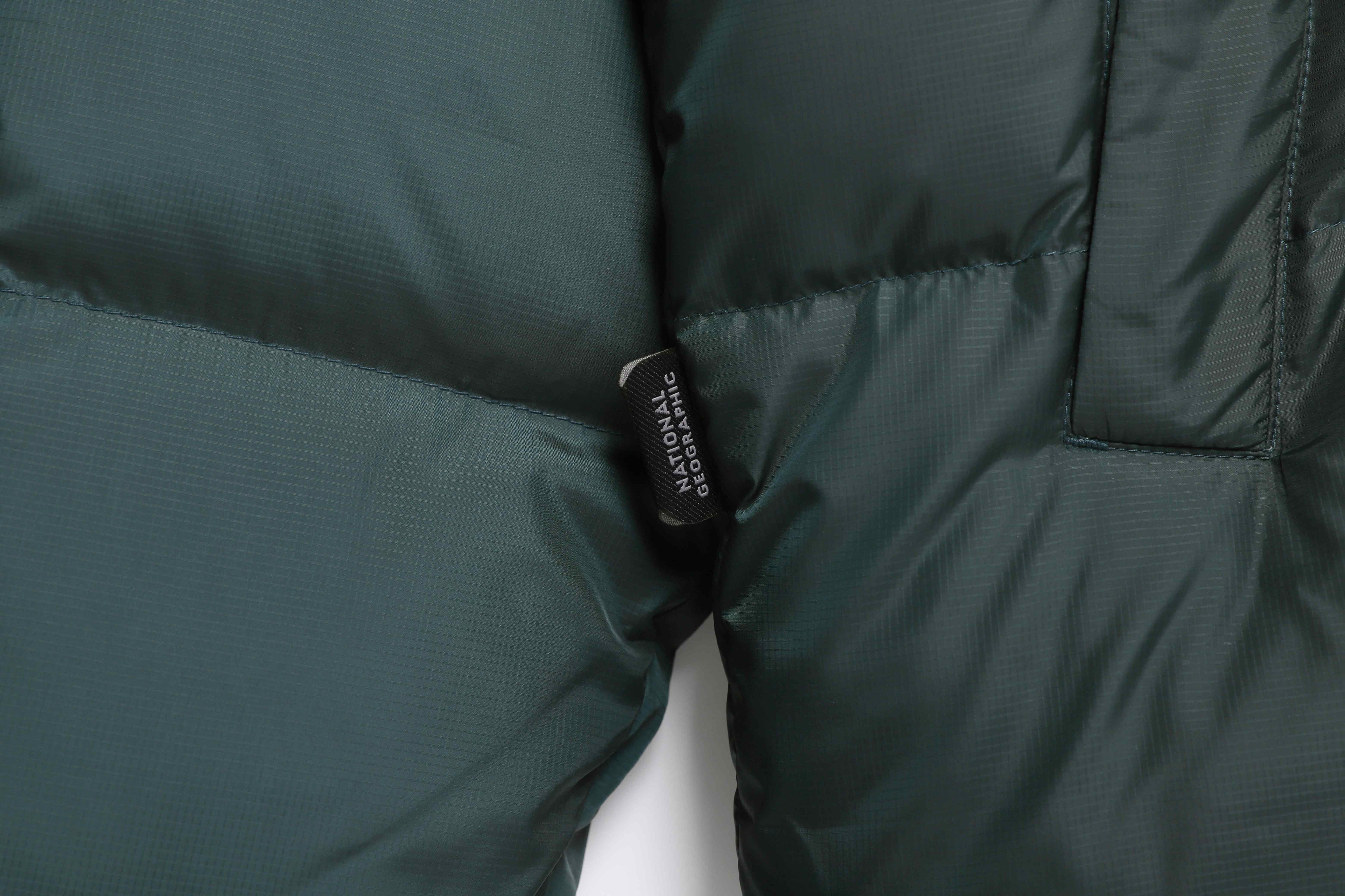 EIRA SHORT LENGTH HIGH NECK GOOSE DOWN JUMPER D/GREEN