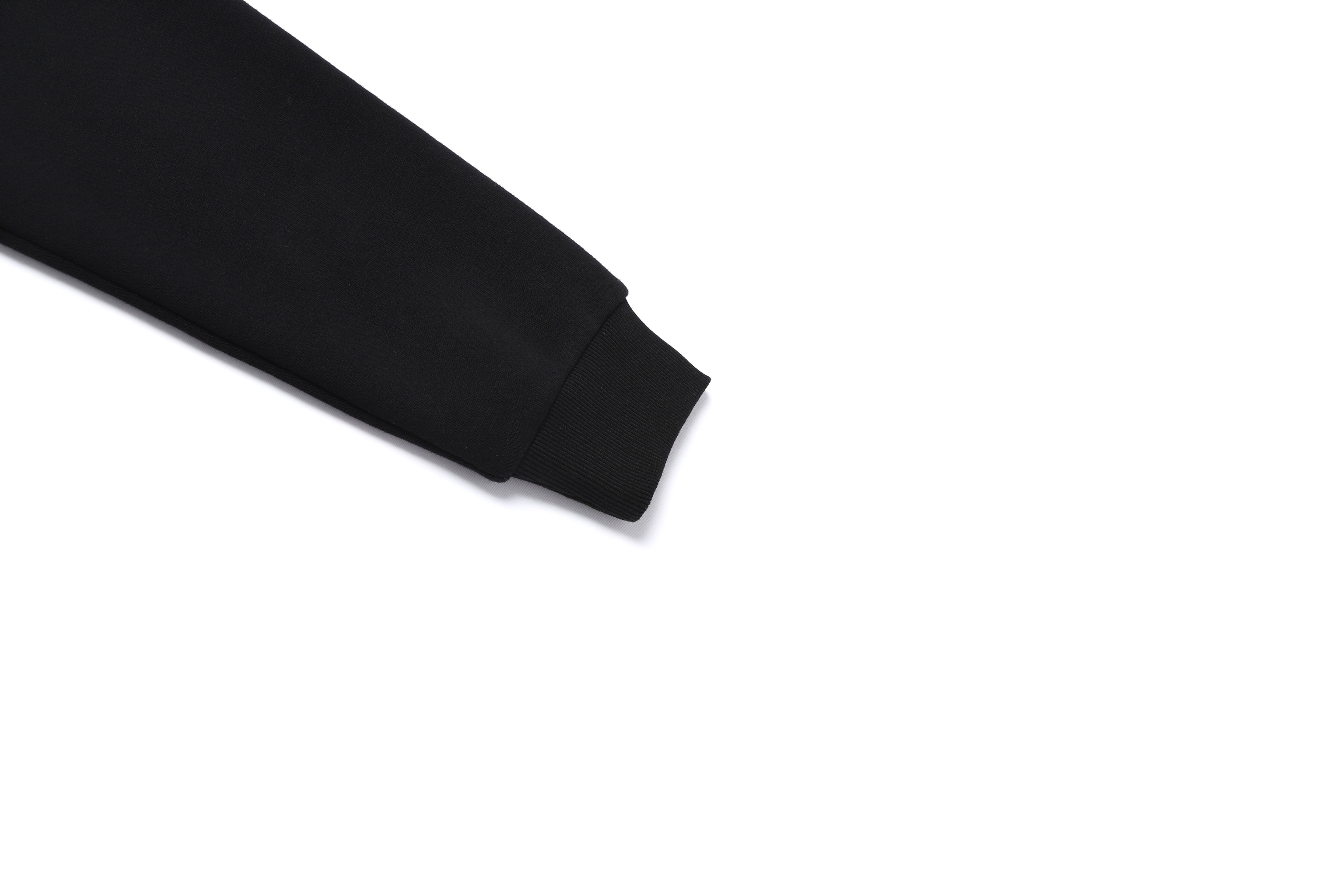 PLICATA SMALL LOGO SWEATSHIRT HITAM