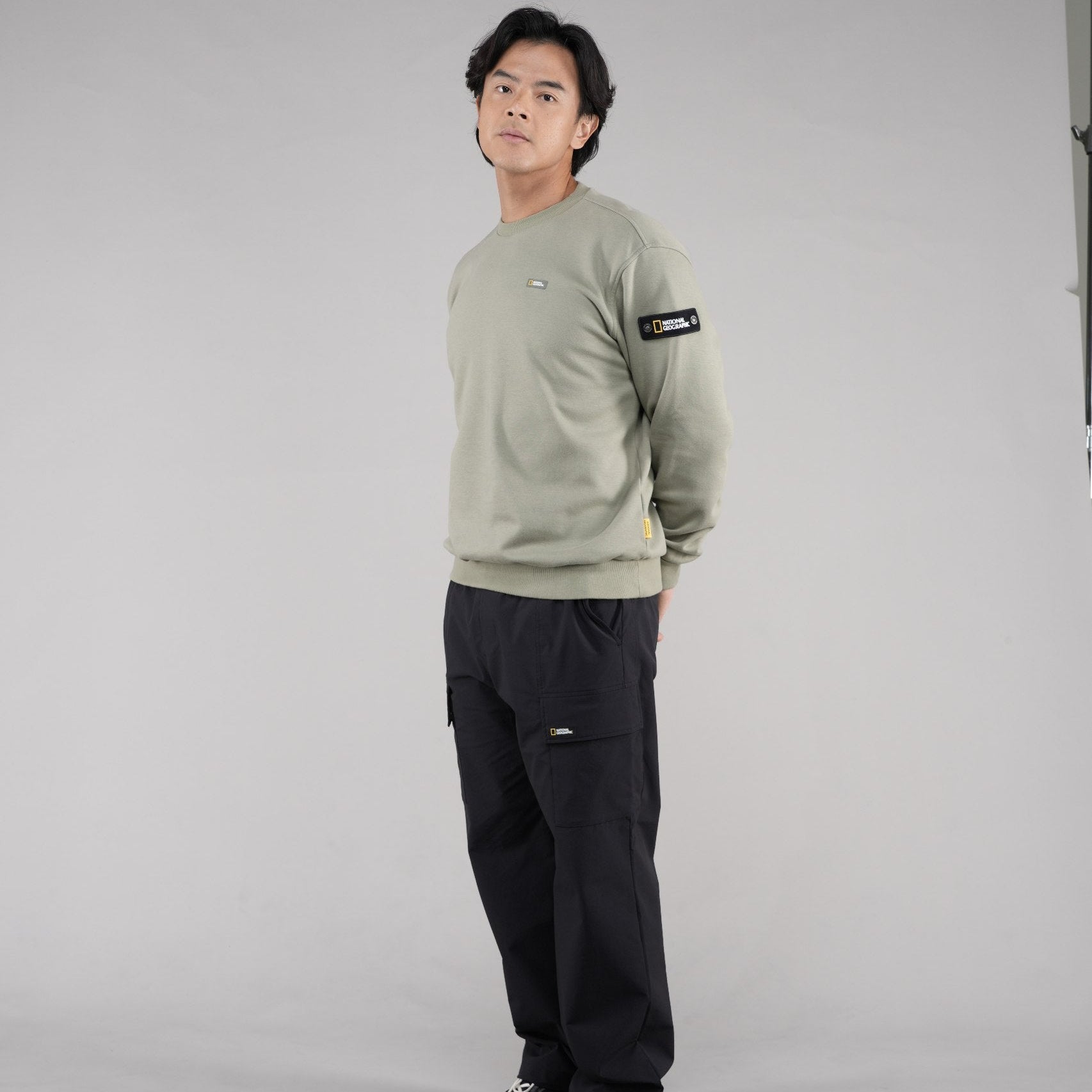 STANDARD VELUX SEMI-OVER FIT SWEATSHIRT F/KHAKI