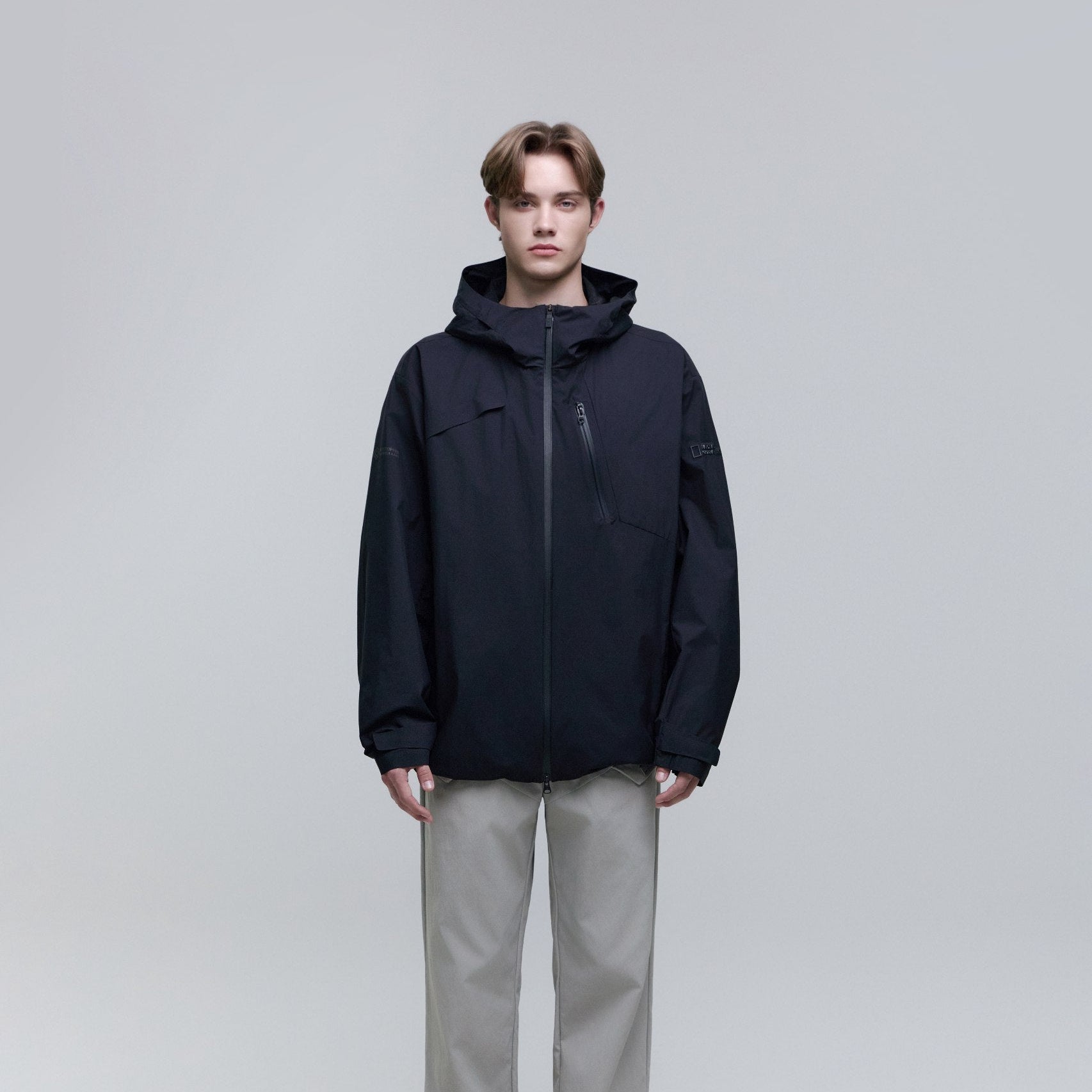 ATLAS WINDSTOPPER BY GORE-TEX LABS 2L JACKET CARBON BLACK