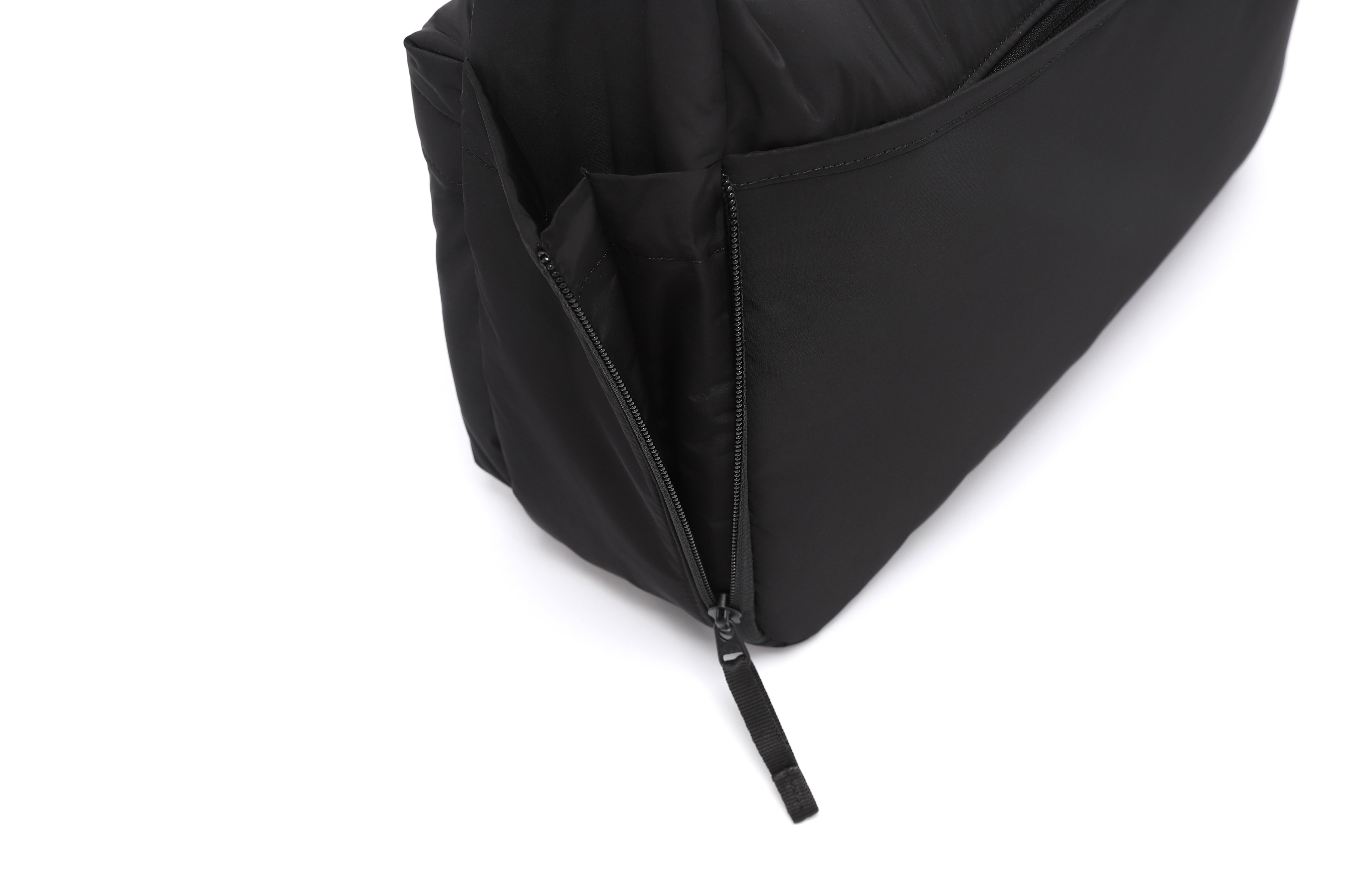 PADDED CROSS BAG D/GREY