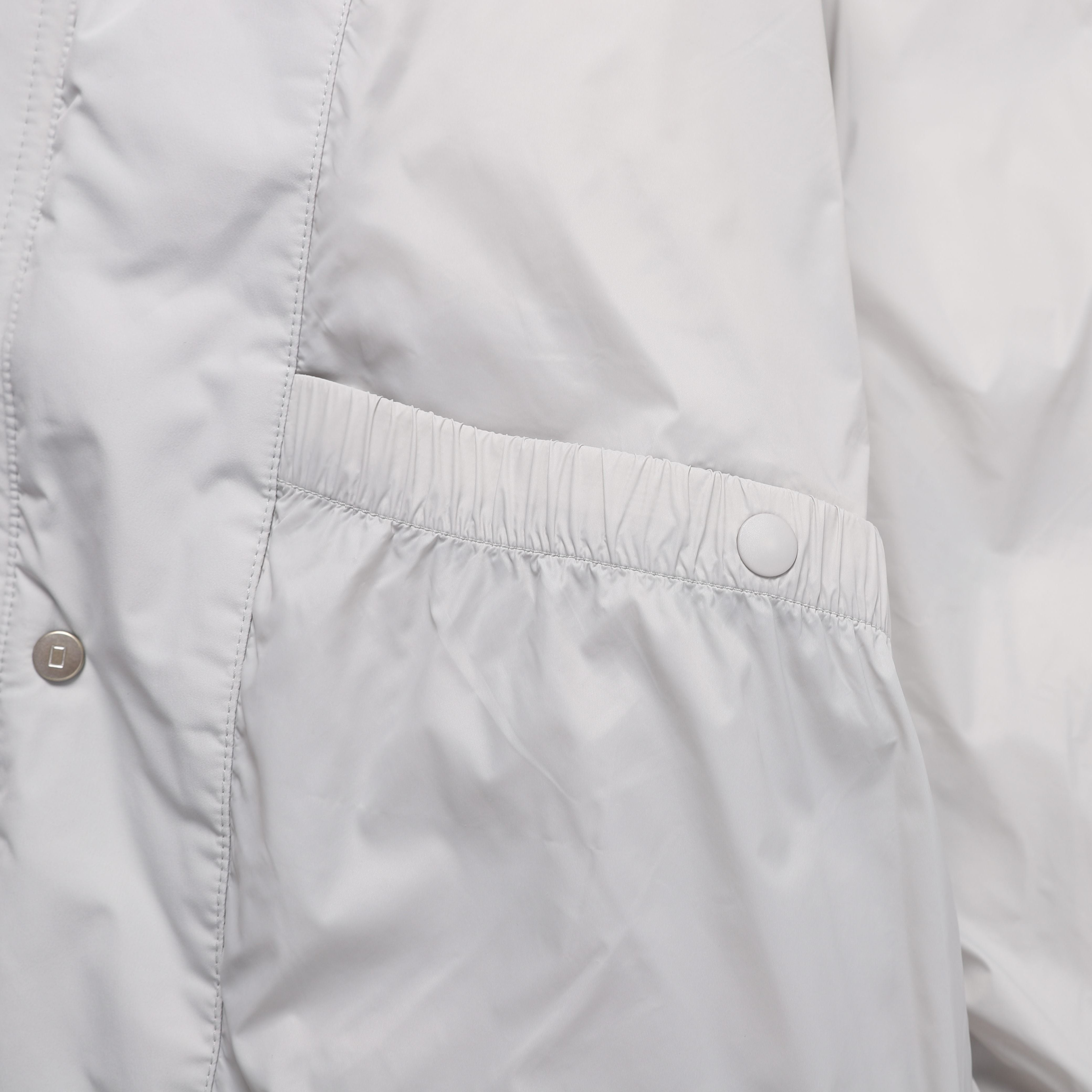 ATLAS WINDSTOPPER BY GORE-TEX LABS SHORT GOOSE DOWN L/GREY